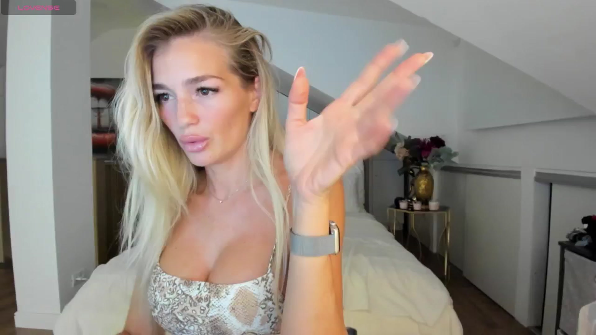 Gallery image thumbnail from SpicyLady87's myfreecams stream on, 06/28/2024, 01:04 image 1 of 20
