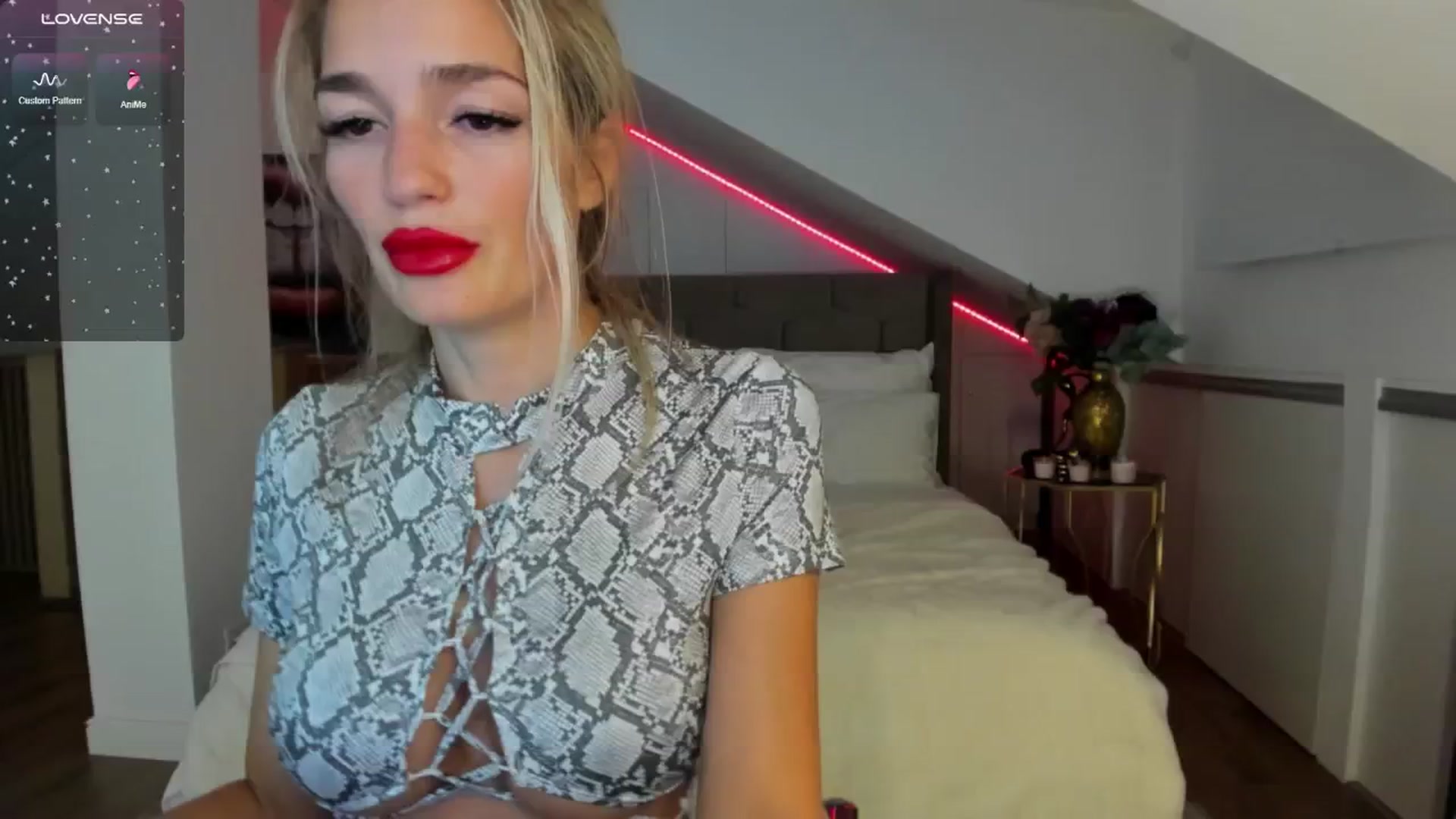 Gallery image thumbnail from SpicyLady87's myfreecams stream on, 07/03/2024, 22:41 image 2 of 20