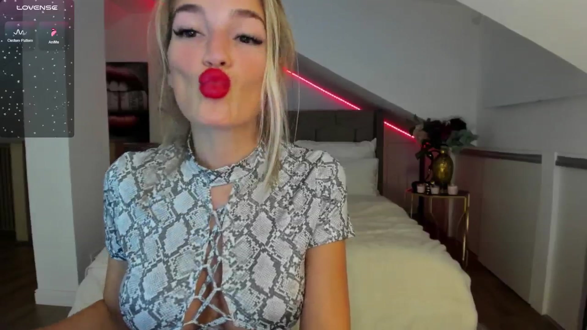 Gallery image thumbnail from SpicyLady87's myfreecams stream on, 07/03/2024, 22:41 image 5 of 20