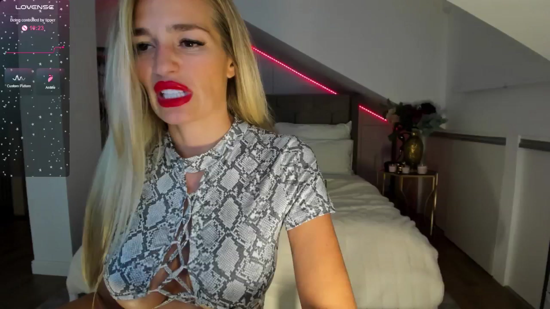 Gallery image thumbnail from SpicyLady87's myfreecams stream on, 07/03/2024, 23:33 image 6 of 20