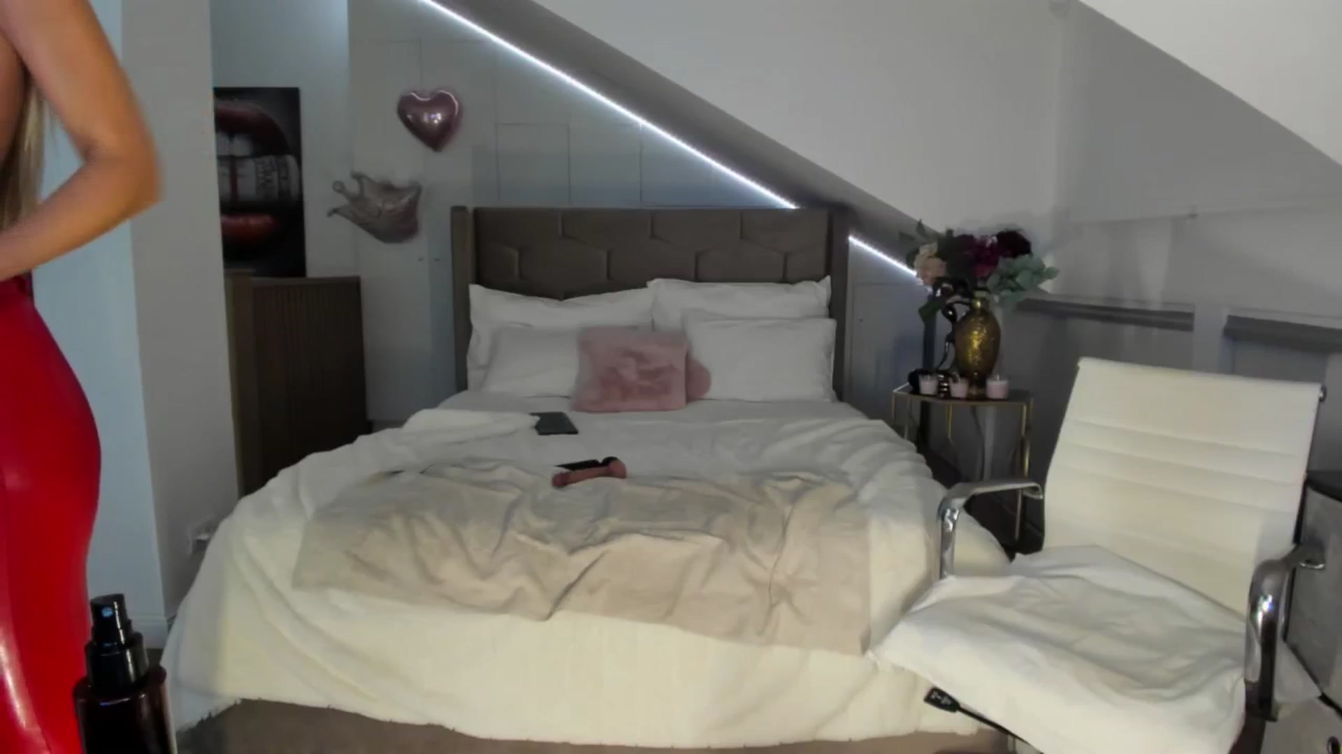 Gallery image thumbnail from SpicyLady87's myfreecams stream on, 07/09/2024, 01:57 image 11 of 20