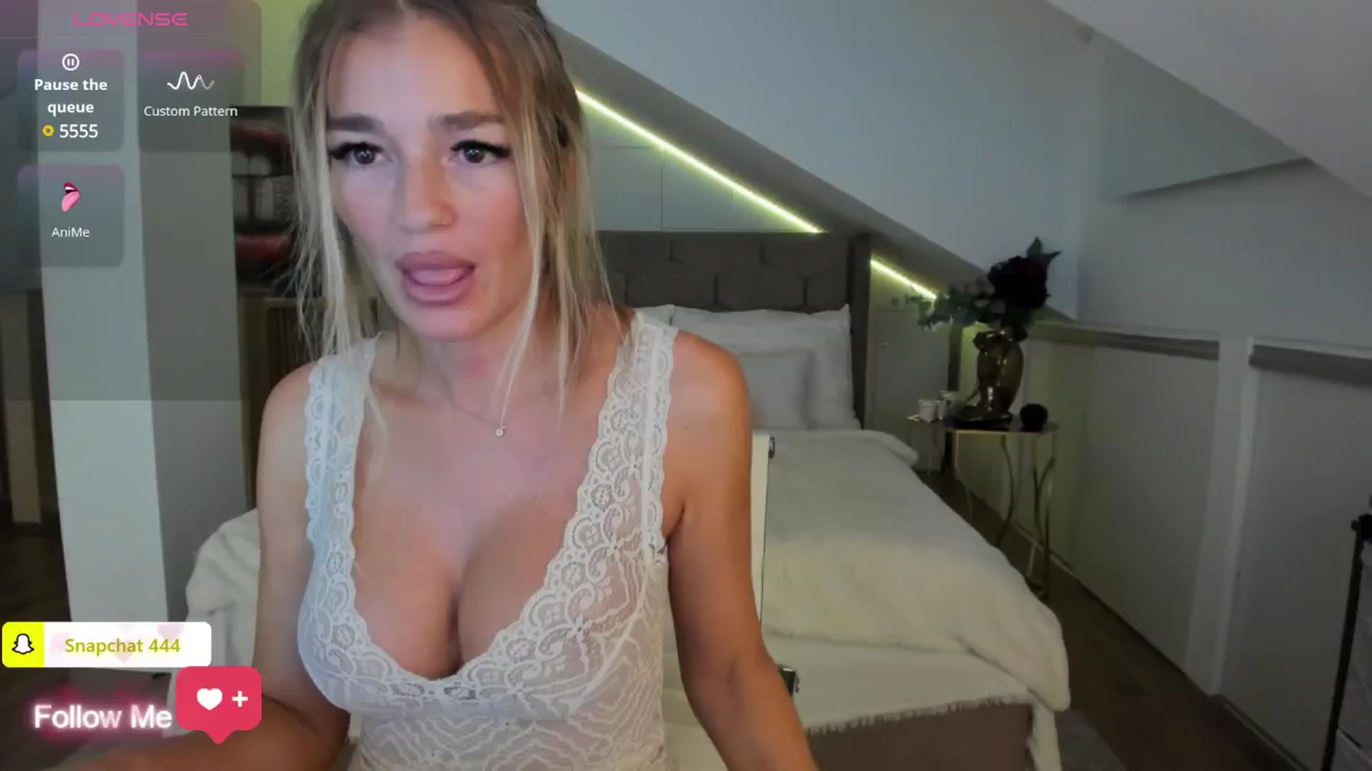 Gallery image thumbnail from SpicyLady87's myfreecams stream on, 10/21/2024, 23:28 image 18 of 20