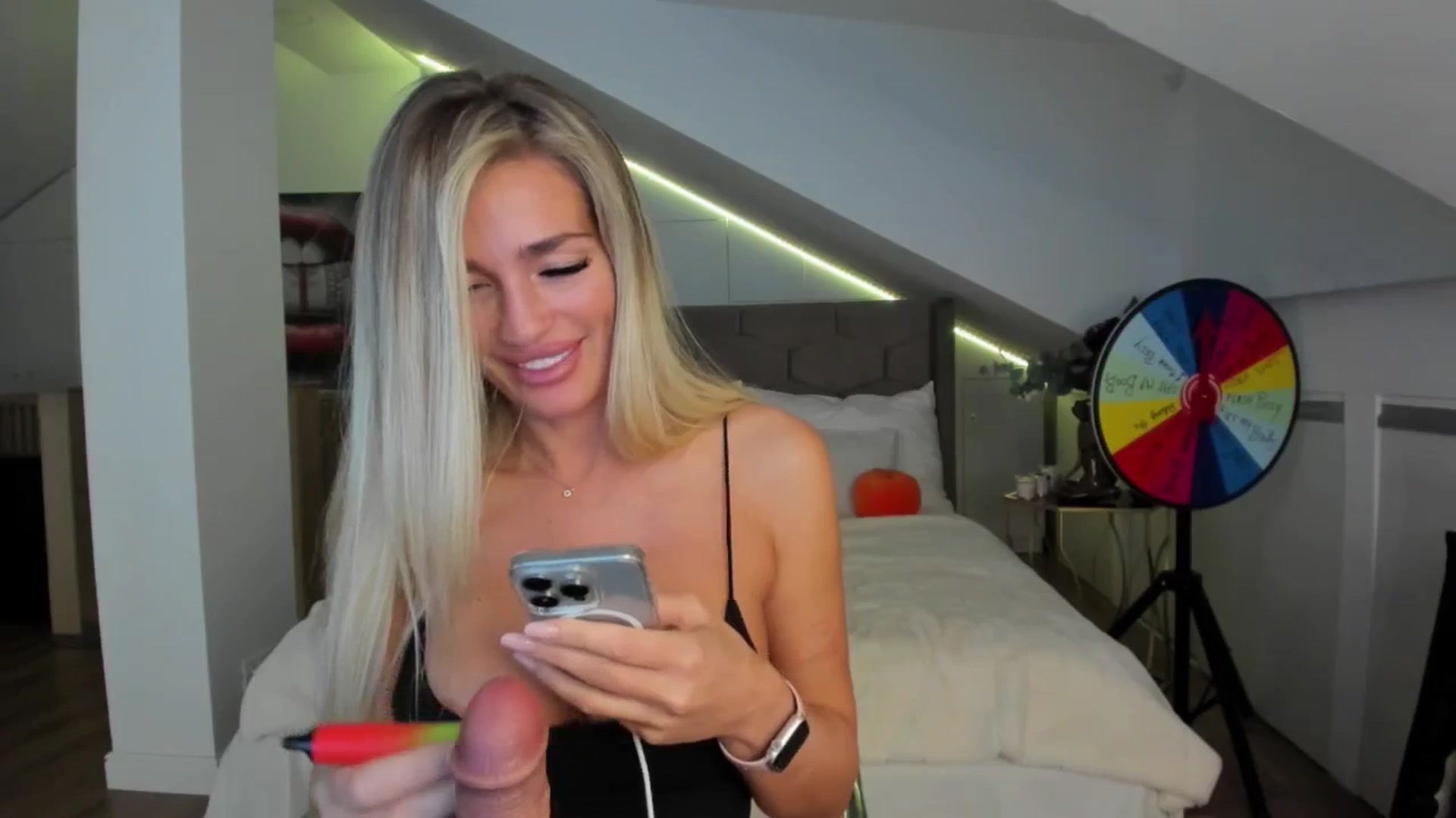 Gallery image thumbnail from SpicyLady87's myfreecams stream on, 11/20/2024, 24:57 image 10 of 20