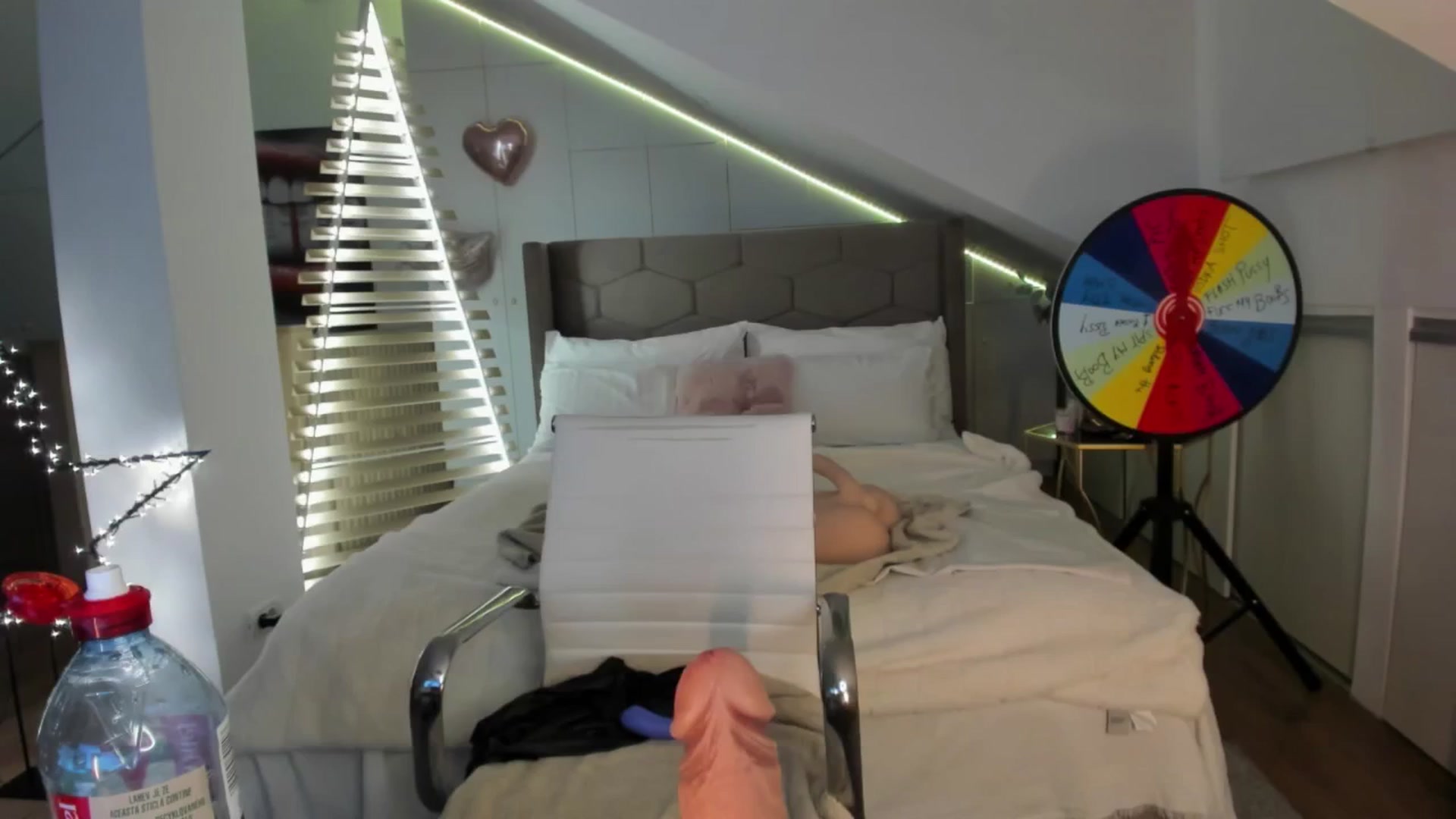 Gallery image thumbnail from SpicyLady87's myfreecams stream on, 01/18/2025, 23:49 image 18 of 20