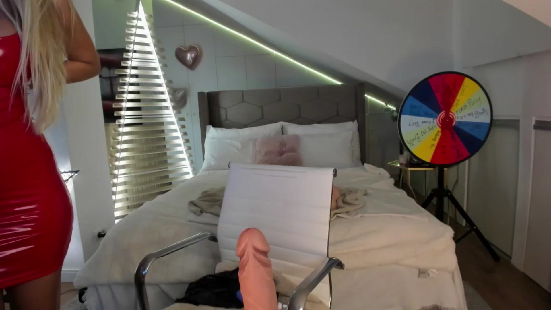 Gallery image thumbnail from SpicyLady87's myfreecams stream on, 01/18/2025, 23:49 image 12 of 20