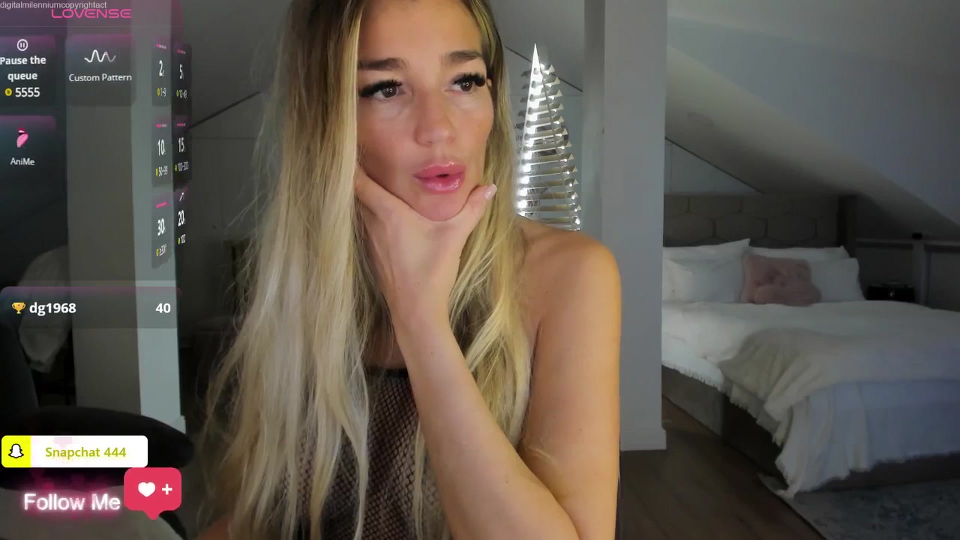 Gallery image thumbnail from SpicyLady87's myfreecams stream on, 04/15/2025, 01:32 image 10 of 20