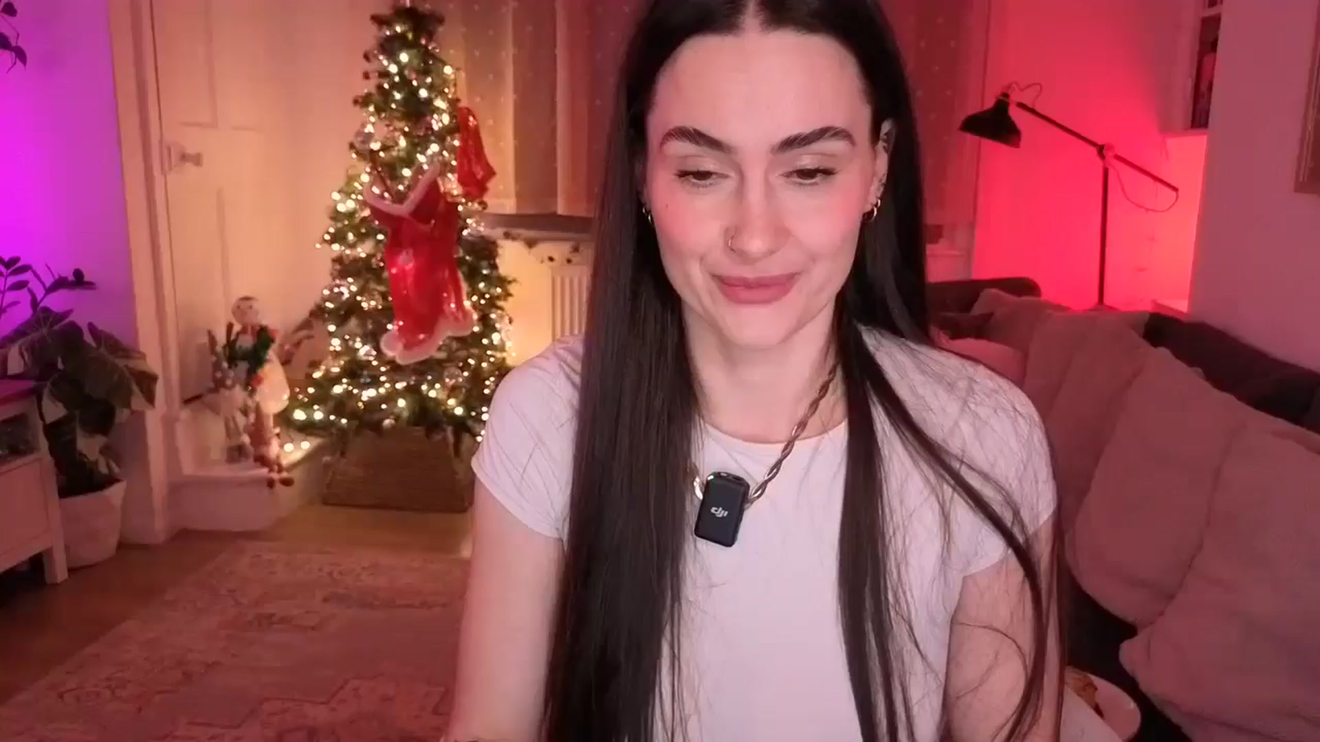 Gallery image thumbnail from SpicyLunaa's myfreecams stream on, 12/23/2025, 23:56 image 18 of 20