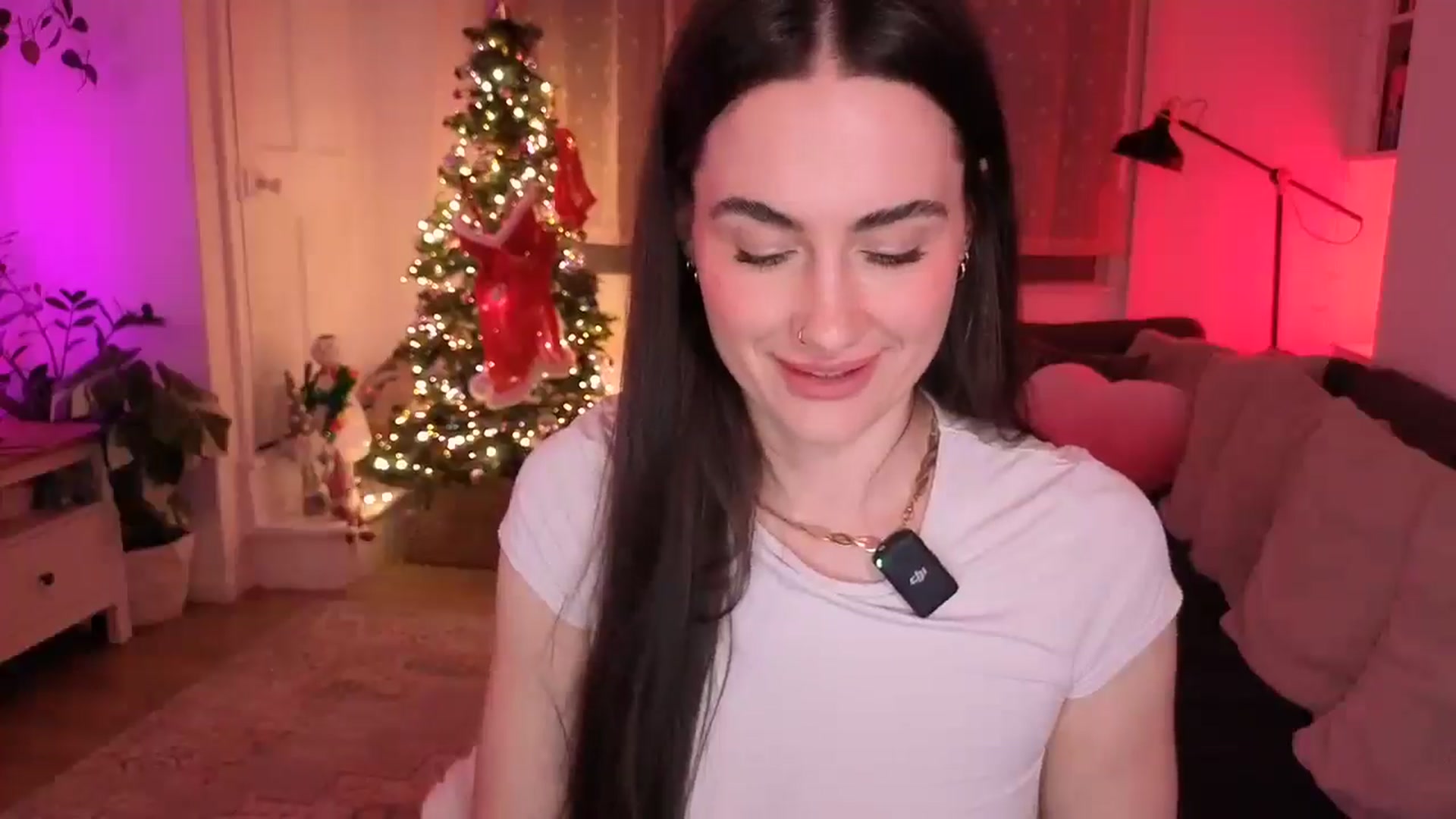 Gallery image thumbnail from SpicyLunaa's myfreecams stream on, 12/23/2025, 23:56 image 2 of 20