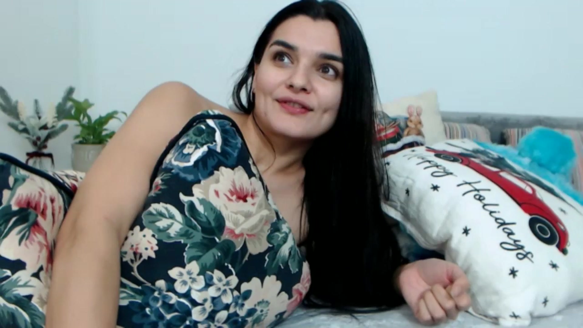 Gallery image thumbnail from Spicy_Eyes's myfreecams stream on, 12/26/2025, 24:18 image 4 of 20