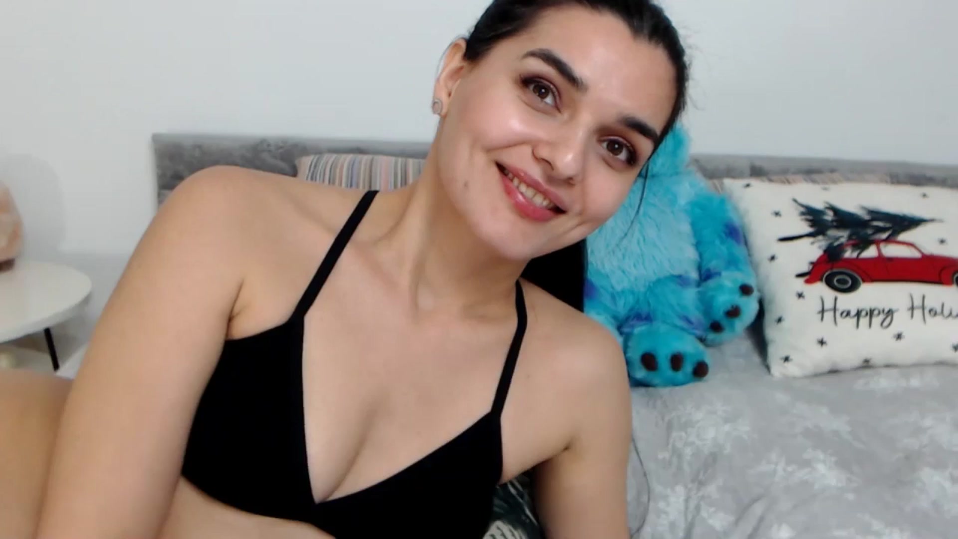 Gallery image thumbnail from Spicy_Eyes's myfreecams stream on, 12/26/2025, 21:03 image 7 of 20