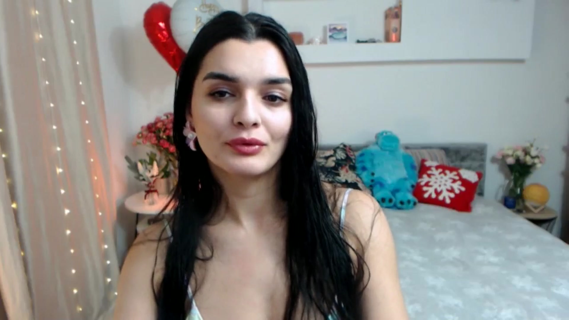Gallery image thumbnail from Spicy_Eyes's myfreecams stream on, 12/28/2025, 16:57 image 10 of 20