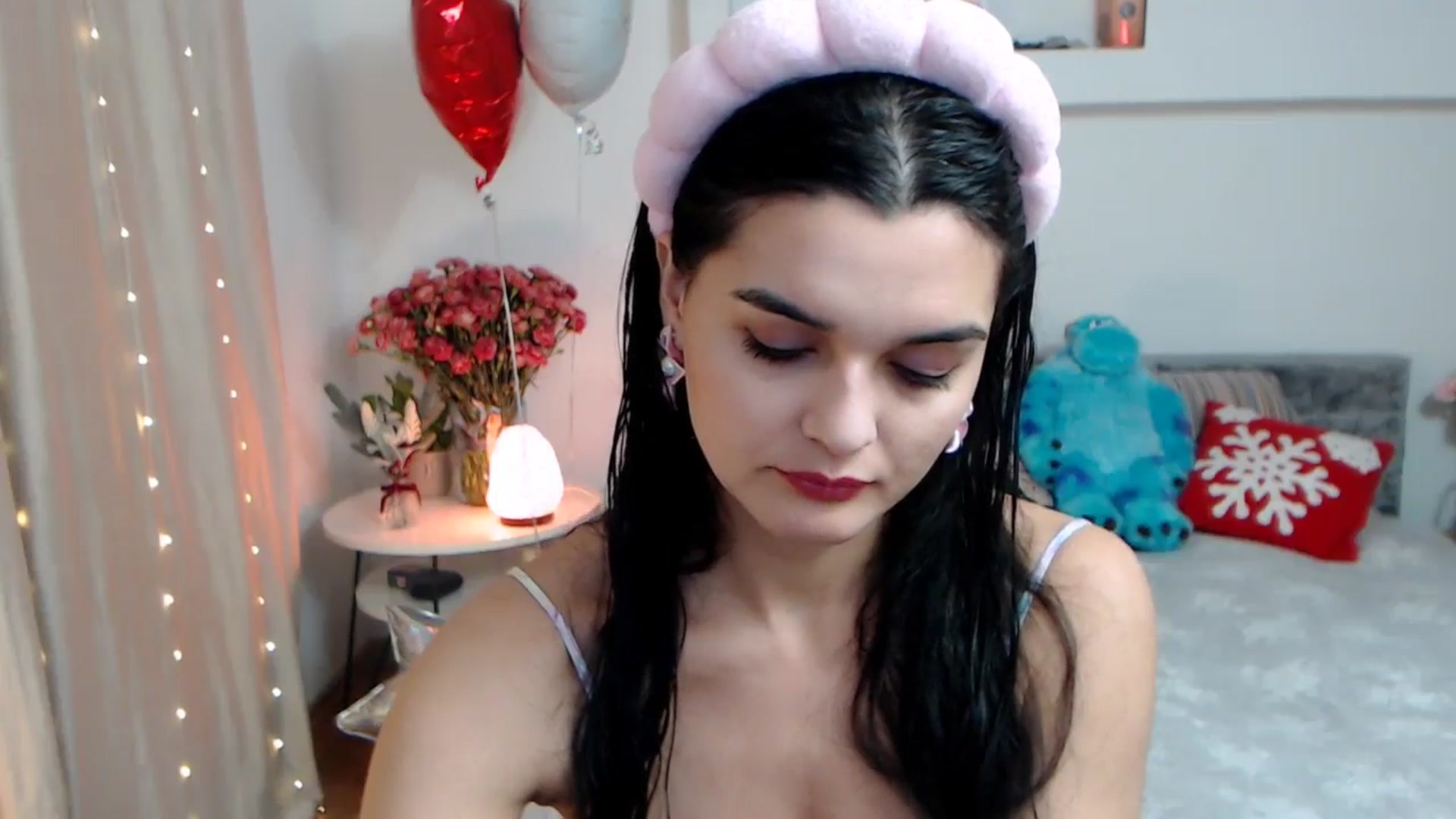 Gallery image thumbnail from Spicy_Eyes's myfreecams stream on, 12/28/2025, 16:57 image 3 of 20