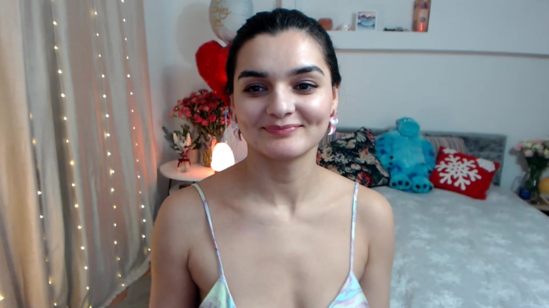 Gallery image thumbnail from Spicy_Eyes's myfreecams stream on, 12/28/2025, 19:07 image 5 of 20