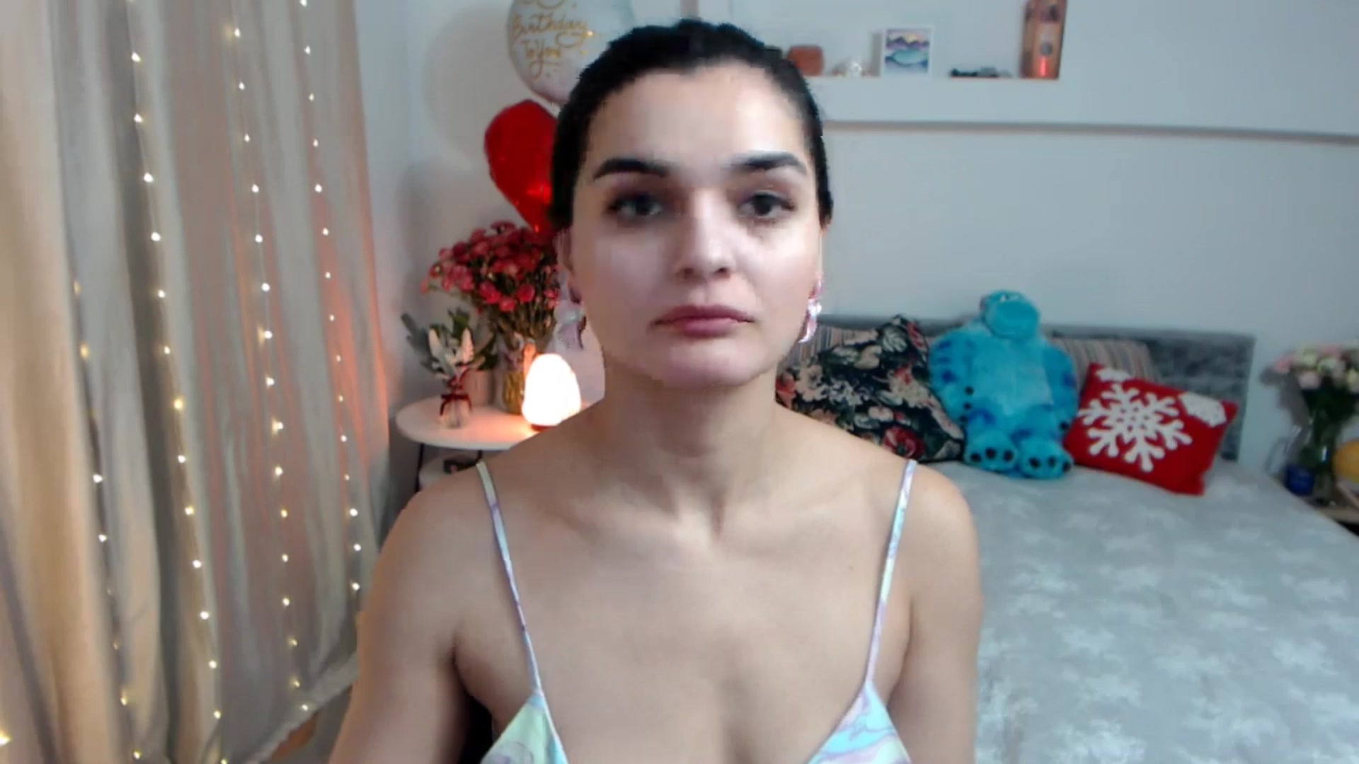 Gallery image thumbnail from Spicy_Eyes's myfreecams stream on, 12/28/2025, 19:07 image 4 of 20