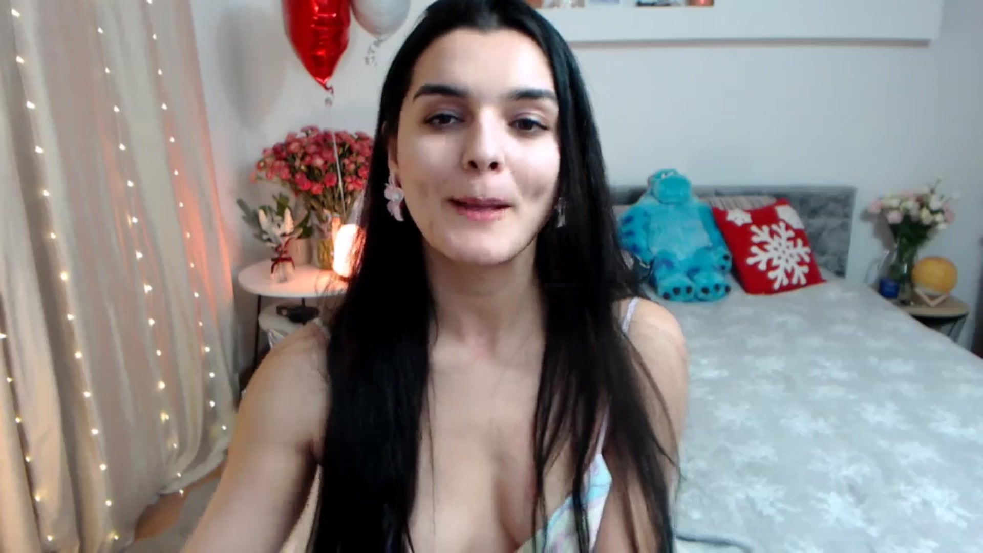 Gallery image thumbnail from Spicy_Eyes's myfreecams stream on, 12/28/2025, 20:14 image 2 of 20