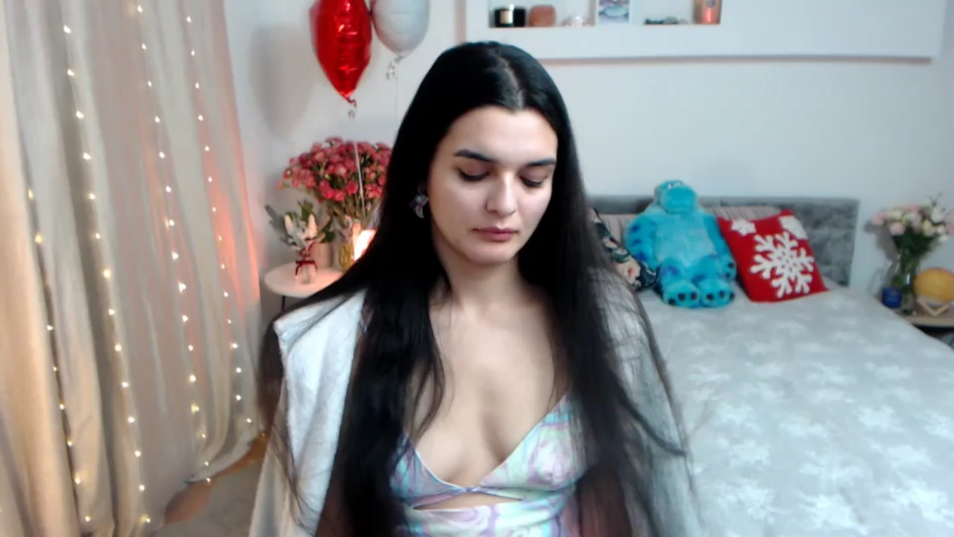 Gallery image thumbnail from Spicy_Eyes's myfreecams stream on, 12/28/2025, 21:32 image 8 of 20