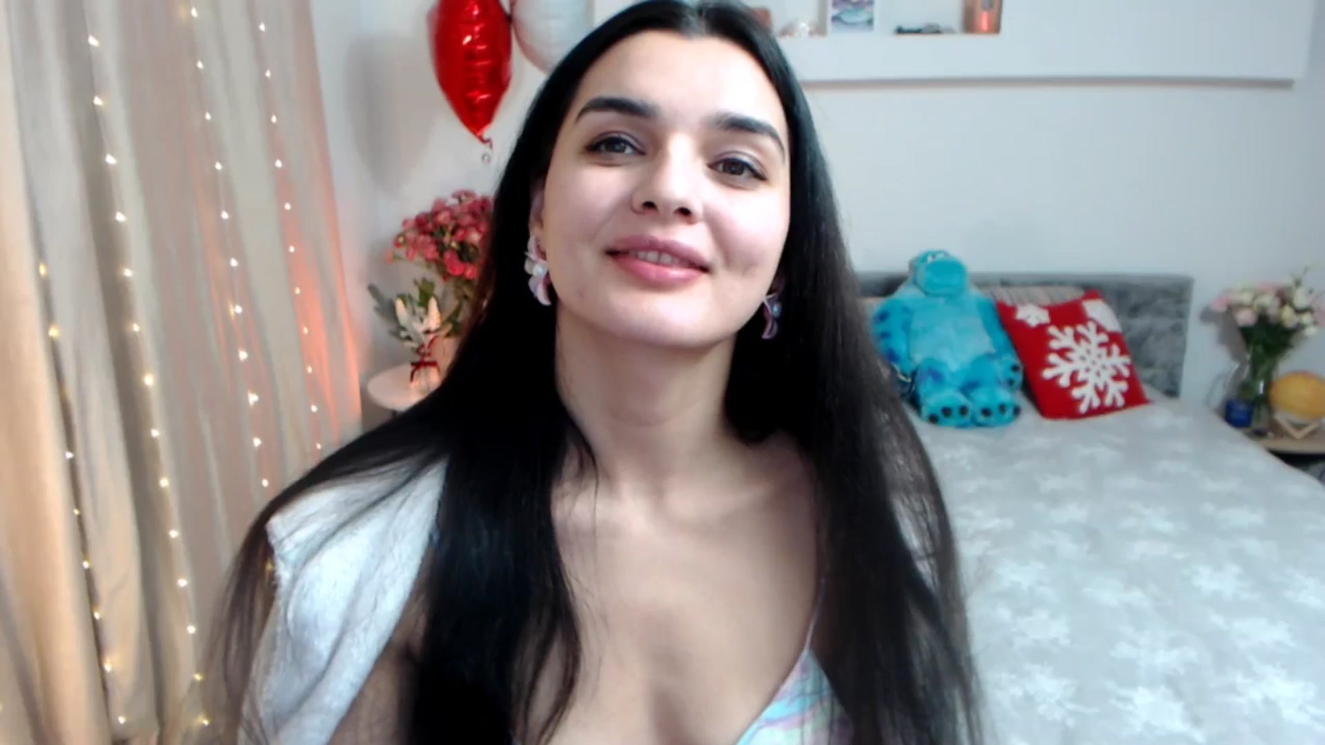 Gallery image thumbnail from Spicy_Eyes's myfreecams stream on, 12/28/2025, 21:32 image 7 of 20