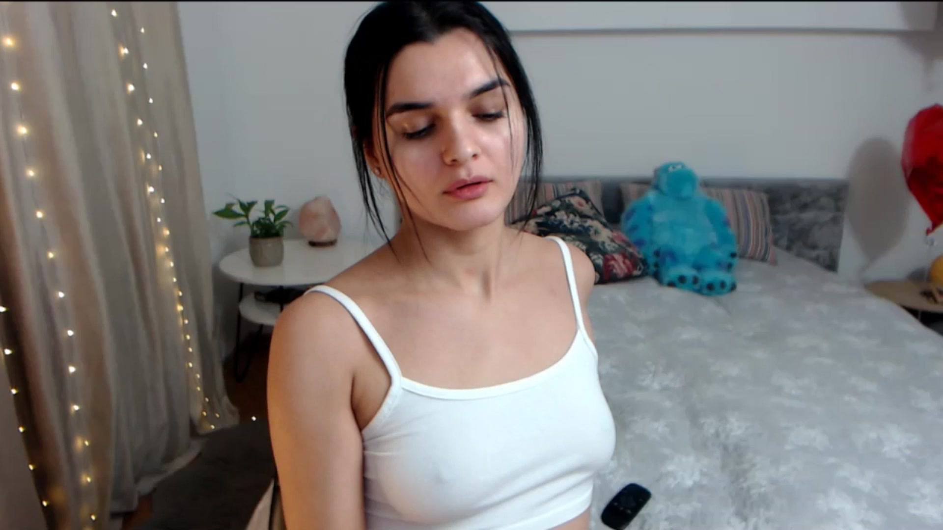 Gallery image thumbnail from Spicy_Eyes's myfreecams stream on, 01/13/2026, 19:51 image 9 of 20