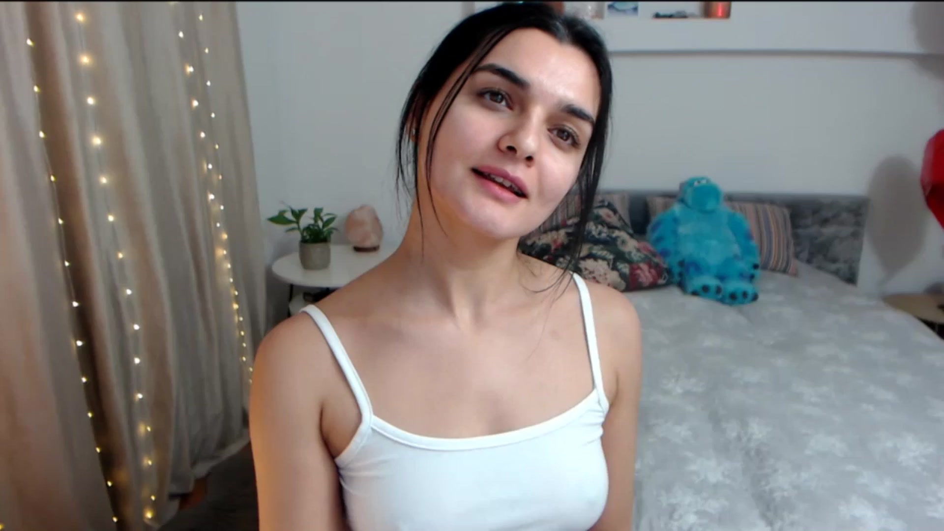 Gallery image thumbnail from Spicy_Eyes's myfreecams stream on, 01/13/2026, 19:51 image 19 of 20