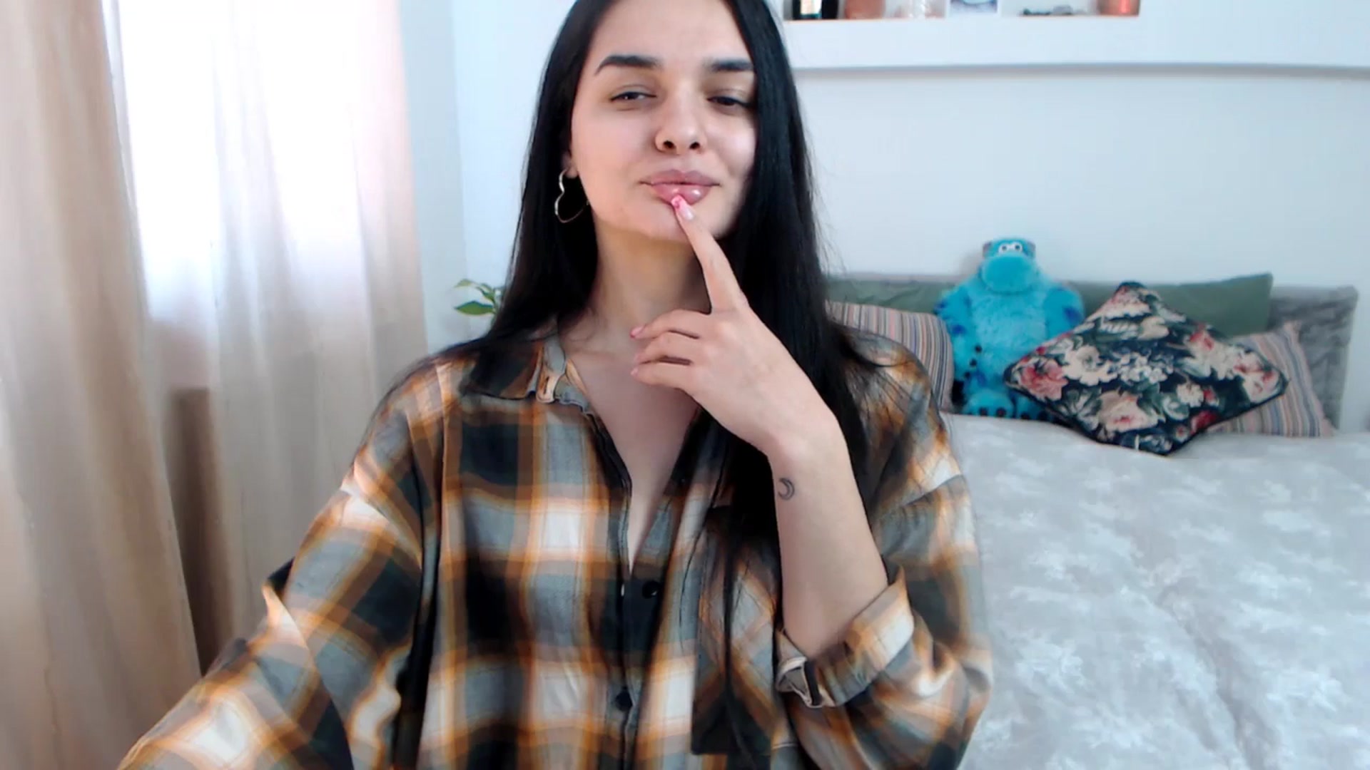 Gallery image thumbnail from Spicy_Eyes's myfreecams stream on, 02/26/2026, 15:27 image 6 of 20