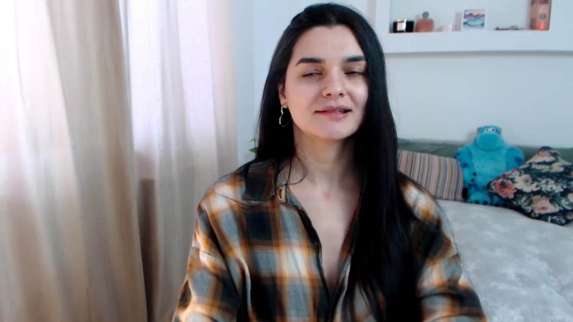 Gallery image thumbnail from Spicy_Eyes's myfreecams stream on, 02/26/2026, 15:27 image 15 of 20