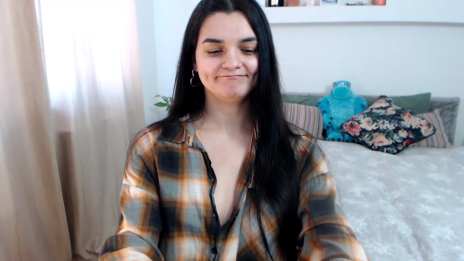 Gallery image thumbnail from Spicy_Eyes's myfreecams stream on, 02/26/2026, 15:27 image 5 of 20