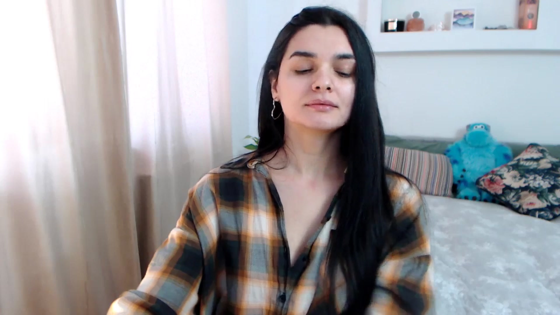 Gallery image thumbnail from Spicy_Eyes's myfreecams stream on, 02/26/2026, 15:27 image 14 of 20