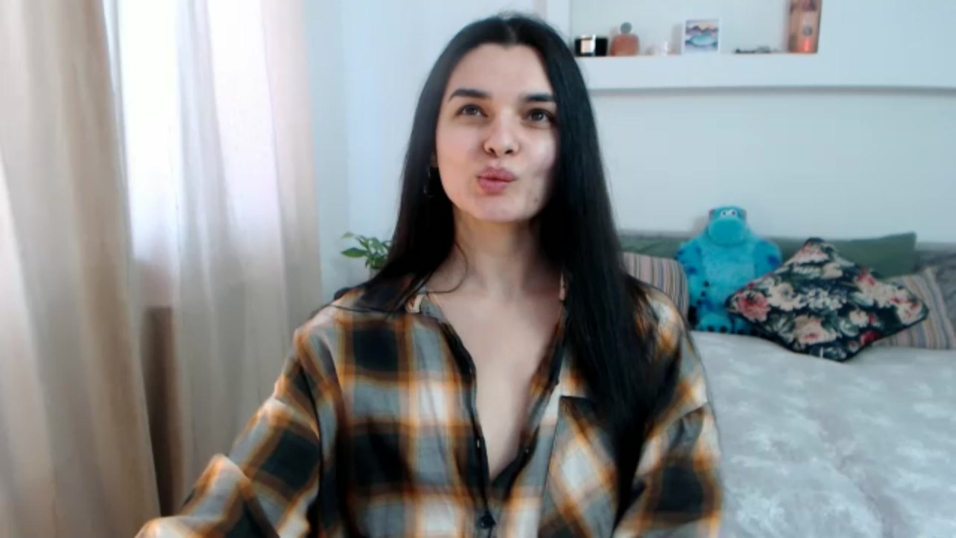 Gallery image thumbnail from Spicy_Eyes's myfreecams stream on, 02/26/2026, 15:27 image 11 of 20