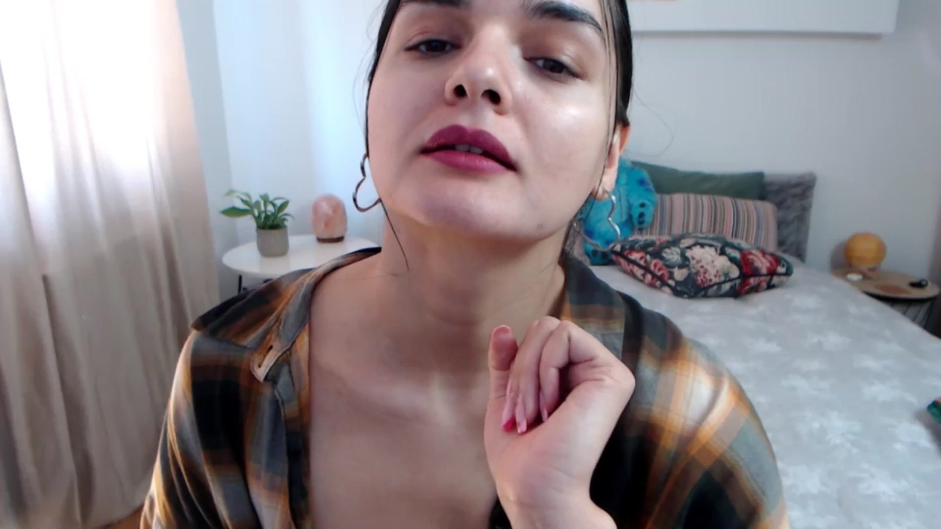 Gallery image thumbnail from Spicy_Eyes's myfreecams stream on, 02/27/2026, 14:02 image 13 of 20