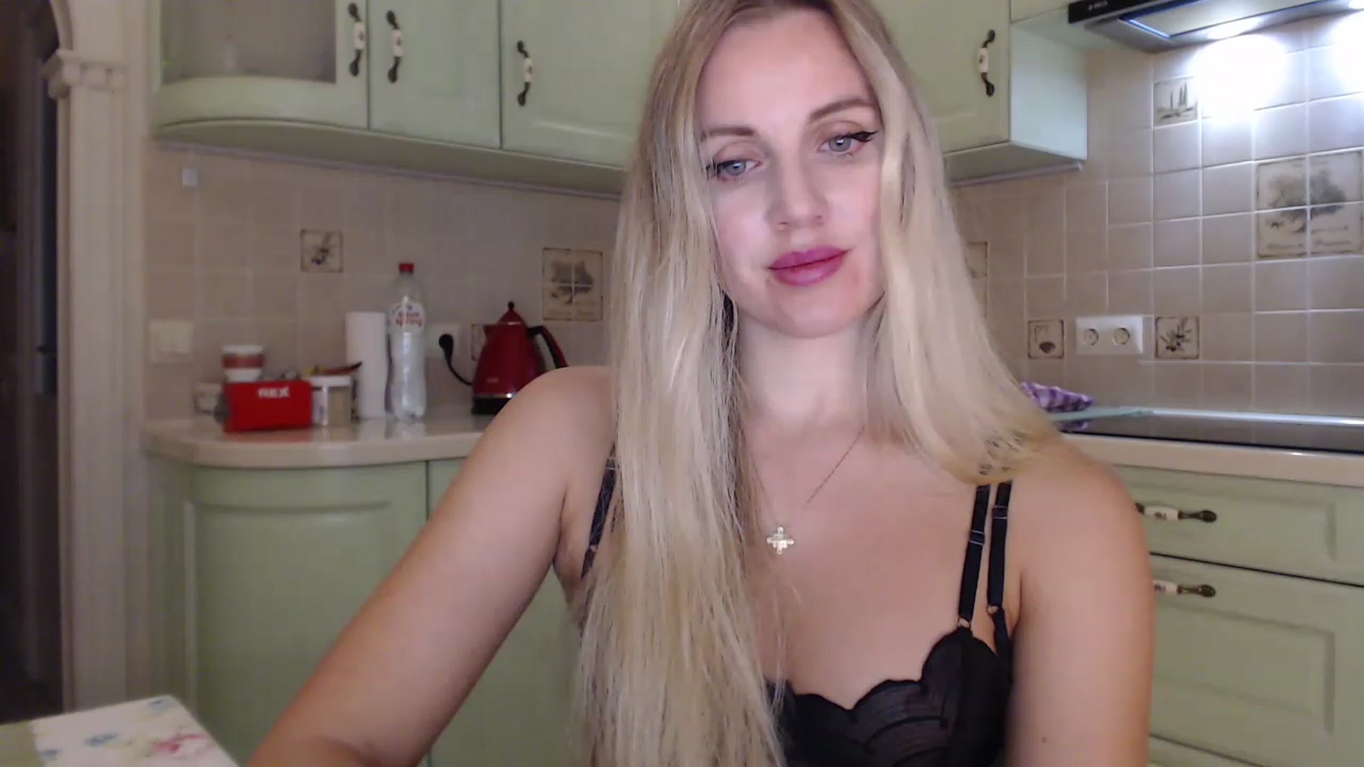 Gallery image thumbnail from Spicy_Giraffe's myfreecams stream on, 11/14/2022, 20:57 image 15 of 20