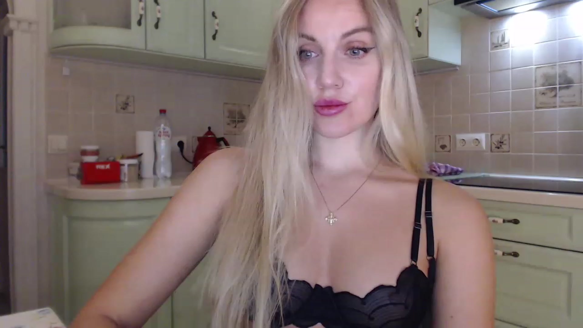 Gallery image thumbnail from Spicy_Giraffe's myfreecams stream on, 11/14/2022, 20:57 image 5 of 20