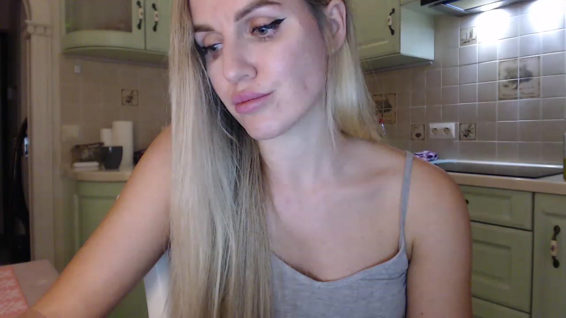 Gallery image thumbnail from Spicy_Giraffe's myfreecams stream on, 12/06/2022, 22:02 image 6 of 20