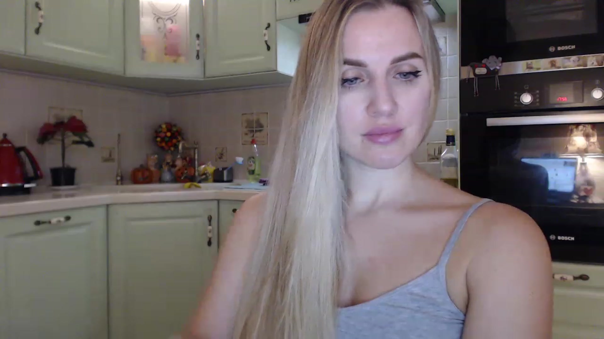 Gallery image thumbnail from Spicy_Giraffe's myfreecams stream on, 12/06/2022, 22:02 image 3 of 20