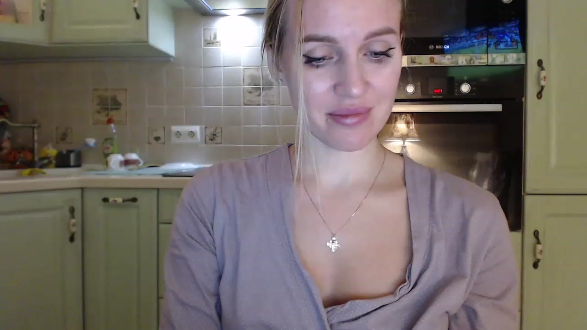 Gallery image thumbnail from Spicy_Giraffe's myfreecams stream on, 12/09/2022, 20:34 image 13 of 20