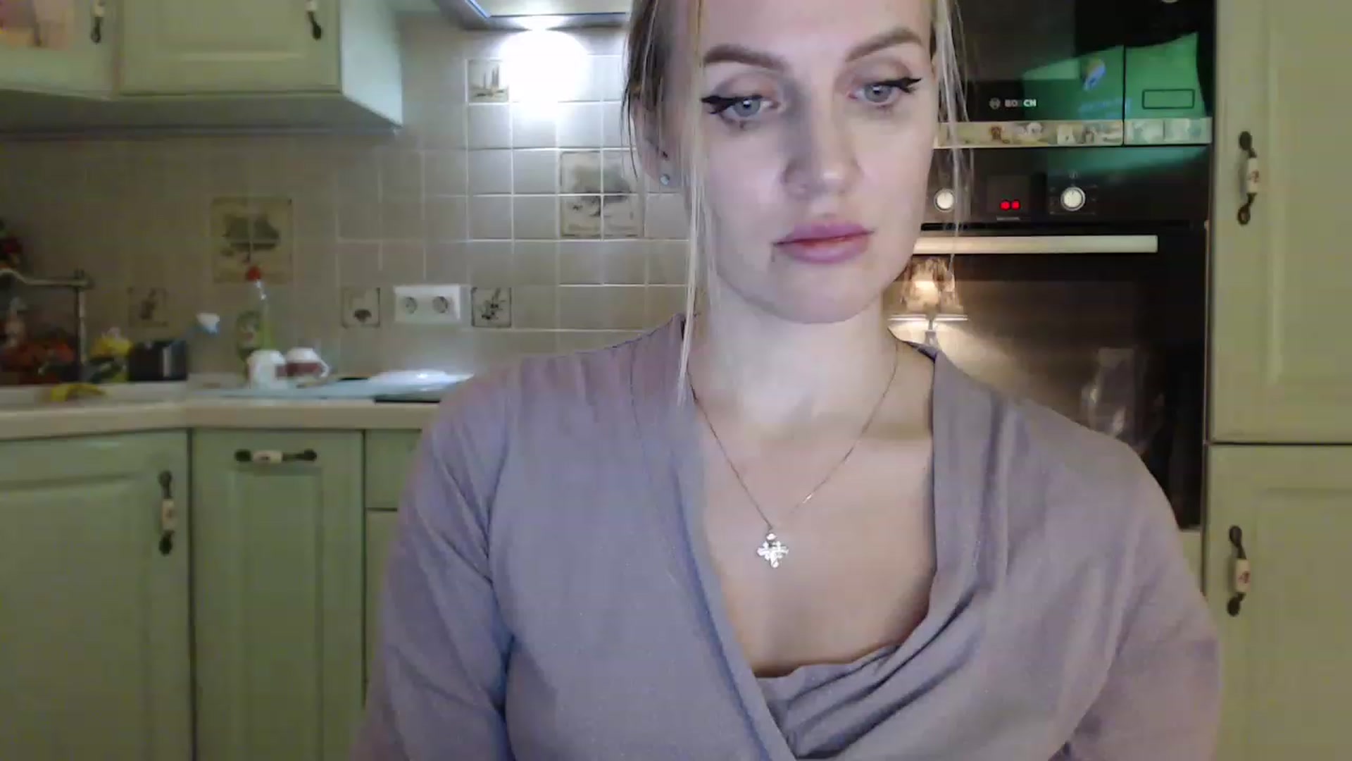 Gallery image thumbnail from Spicy_Giraffe's myfreecams stream on, 12/09/2022, 20:34 image 10 of 20