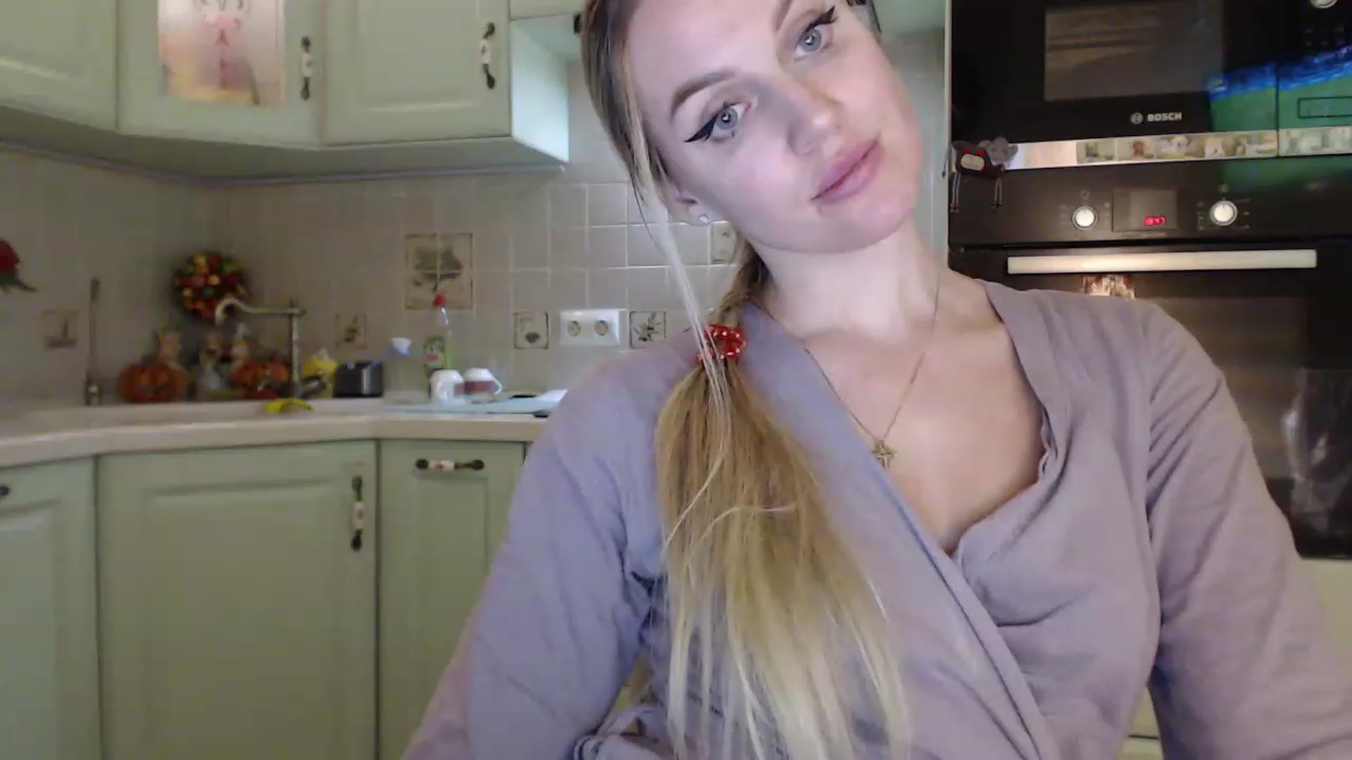 Gallery image thumbnail from Spicy_Giraffe's myfreecams stream on, 12/09/2022, 20:34 image 19 of 20