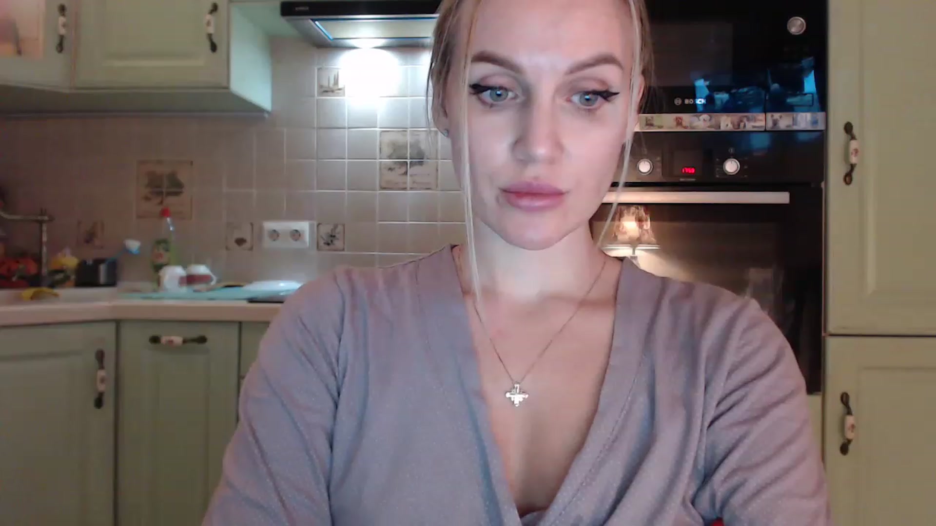 Gallery image thumbnail from Spicy_Giraffe's myfreecams stream on, 12/09/2022, 20:34 image 4 of 20