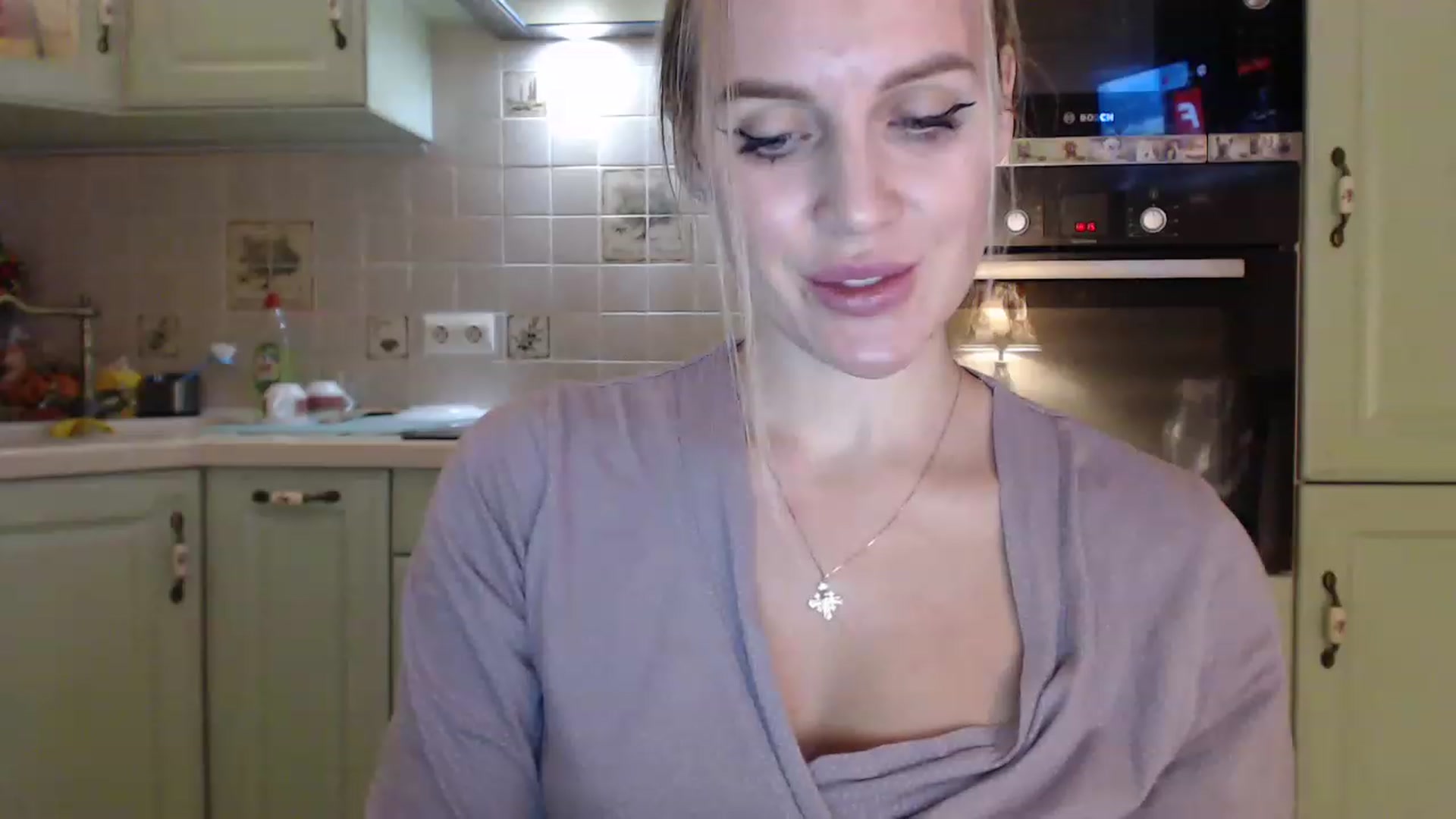 Gallery image thumbnail from Spicy_Giraffe's myfreecams stream on, 12/09/2022, 20:34 image 9 of 20