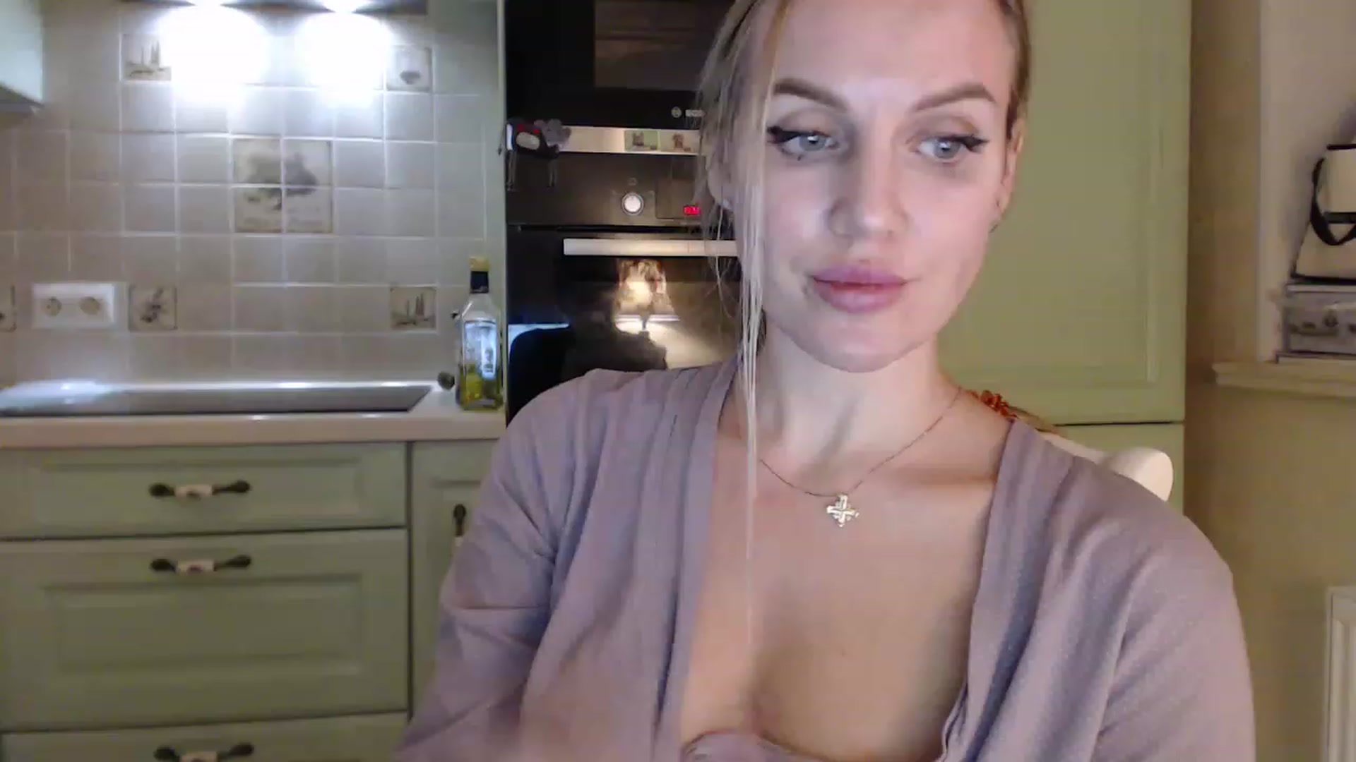 Gallery image thumbnail from Spicy_Giraffe's myfreecams stream on, 12/09/2022, 21:37 image 12 of 20