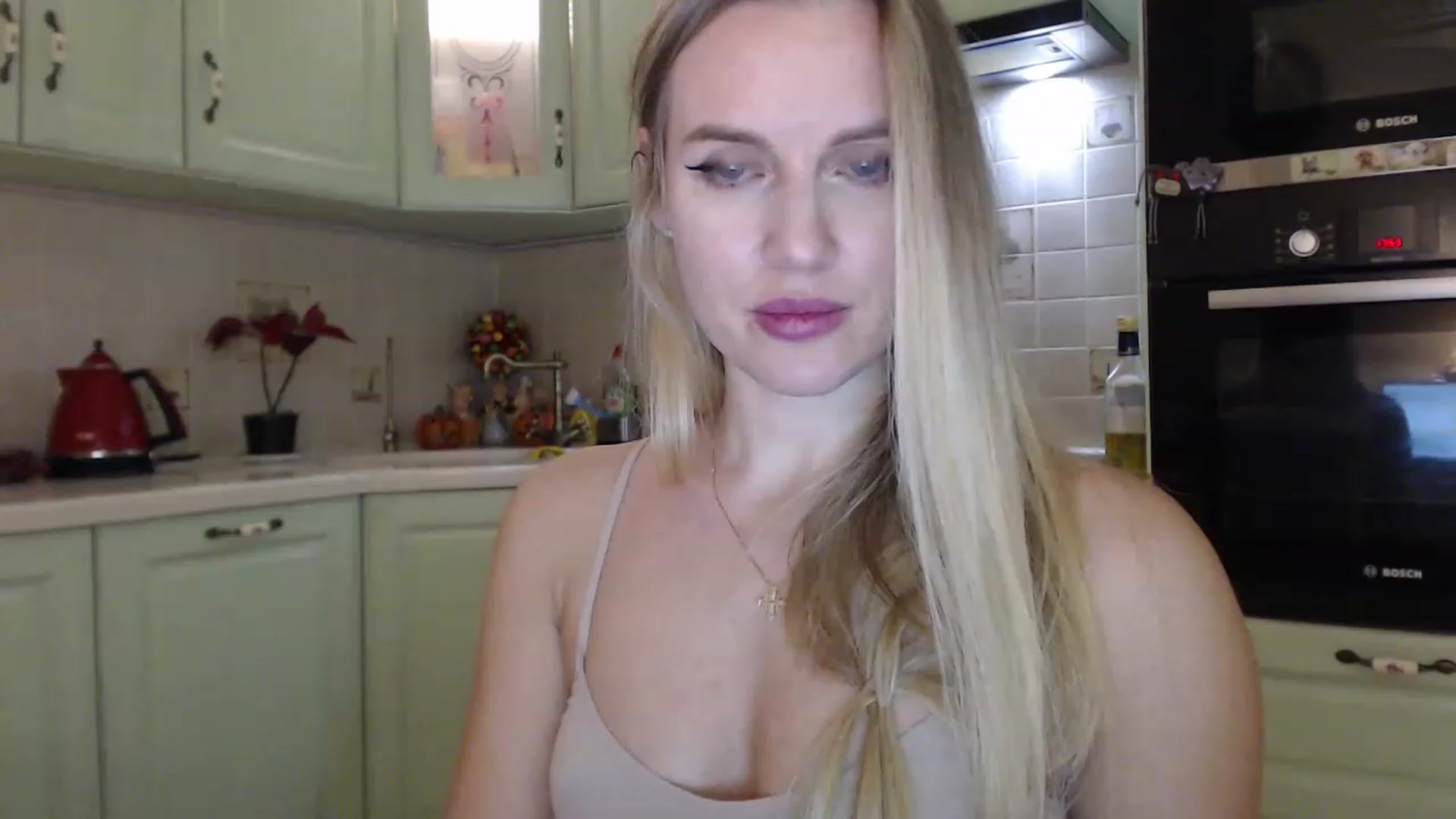 Gallery image thumbnail from Spicy_Giraffe's myfreecams stream on, 12/10/2022, 19:38 image 15 of 20