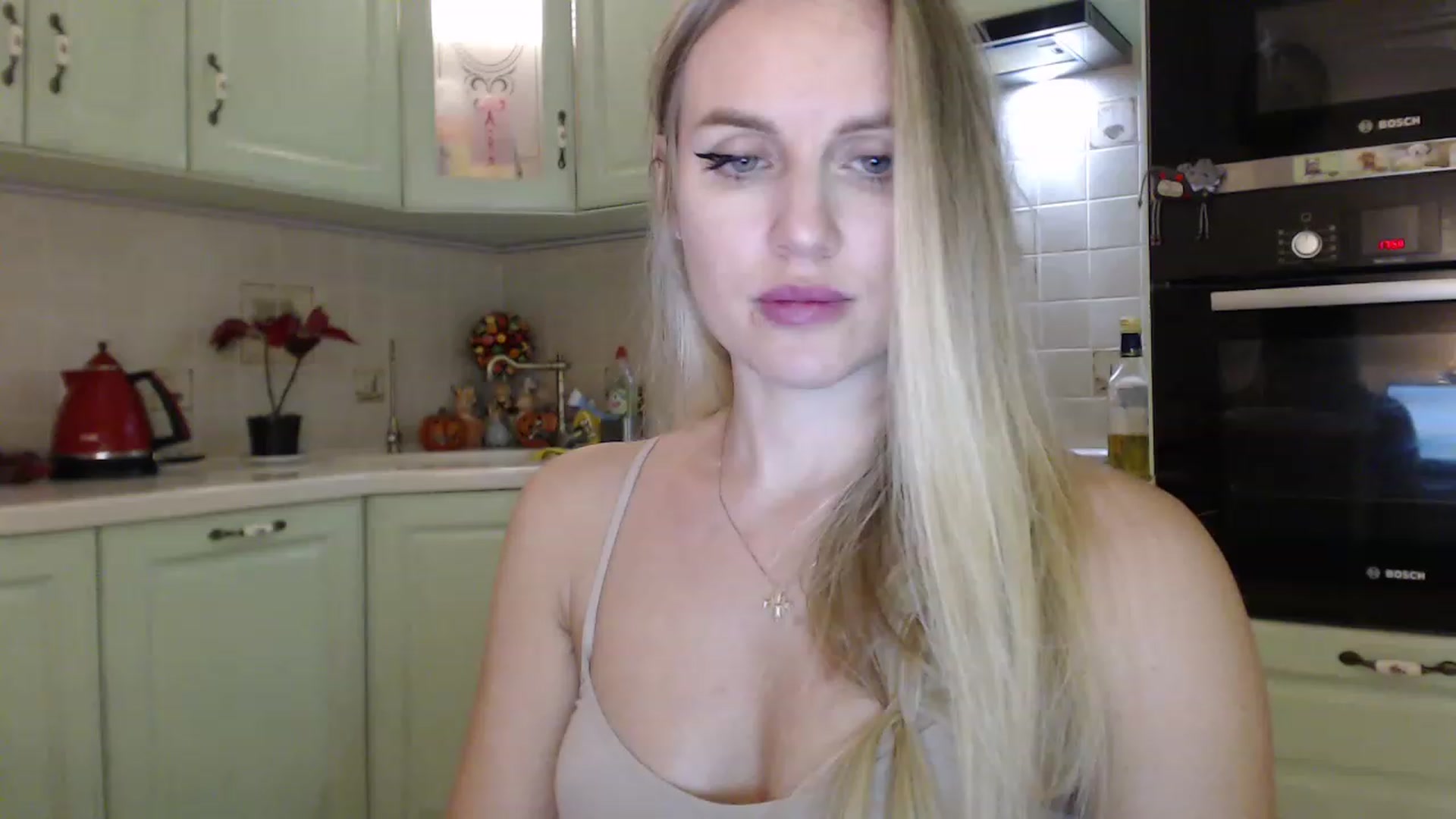 Gallery image thumbnail from Spicy_Giraffe's myfreecams stream on, 12/10/2022, 19:38 image 20 of 20