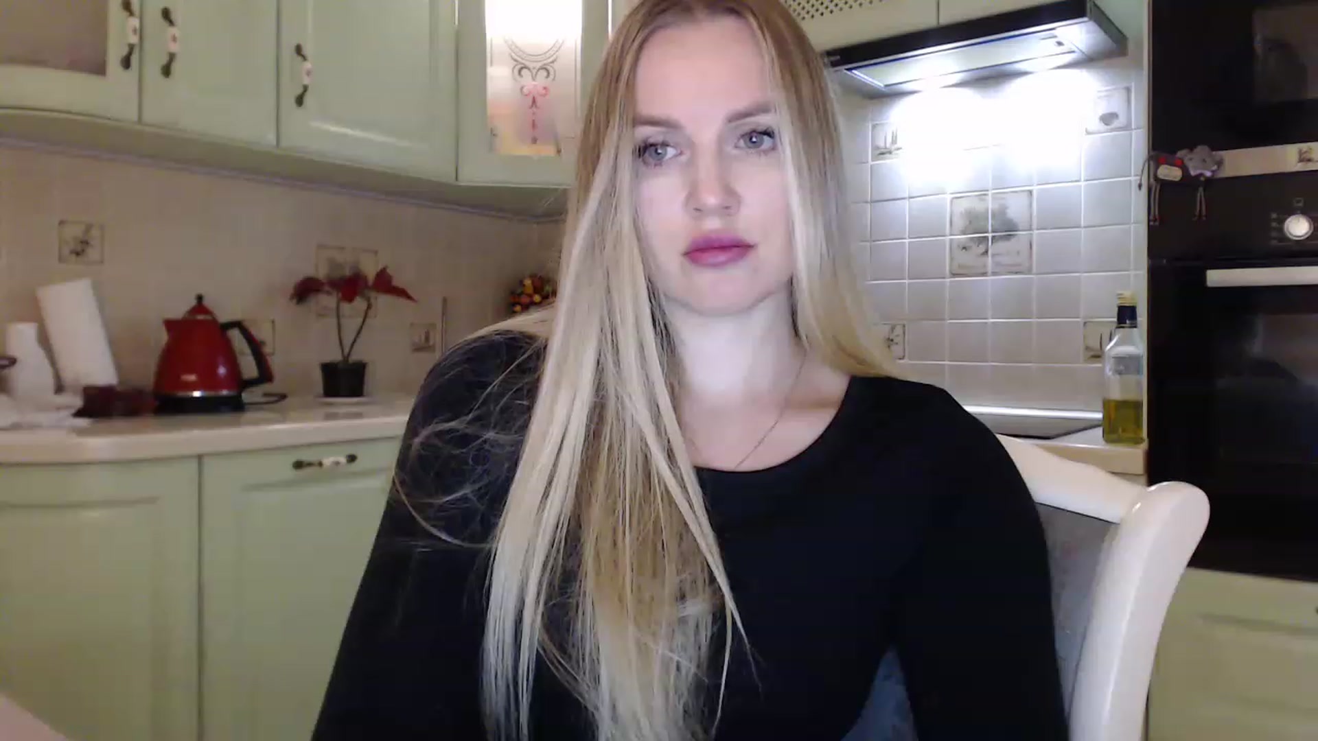 Gallery image thumbnail from Spicy_Giraffe's myfreecams stream on, 12/11/2022, 20:23 image 3 of 20