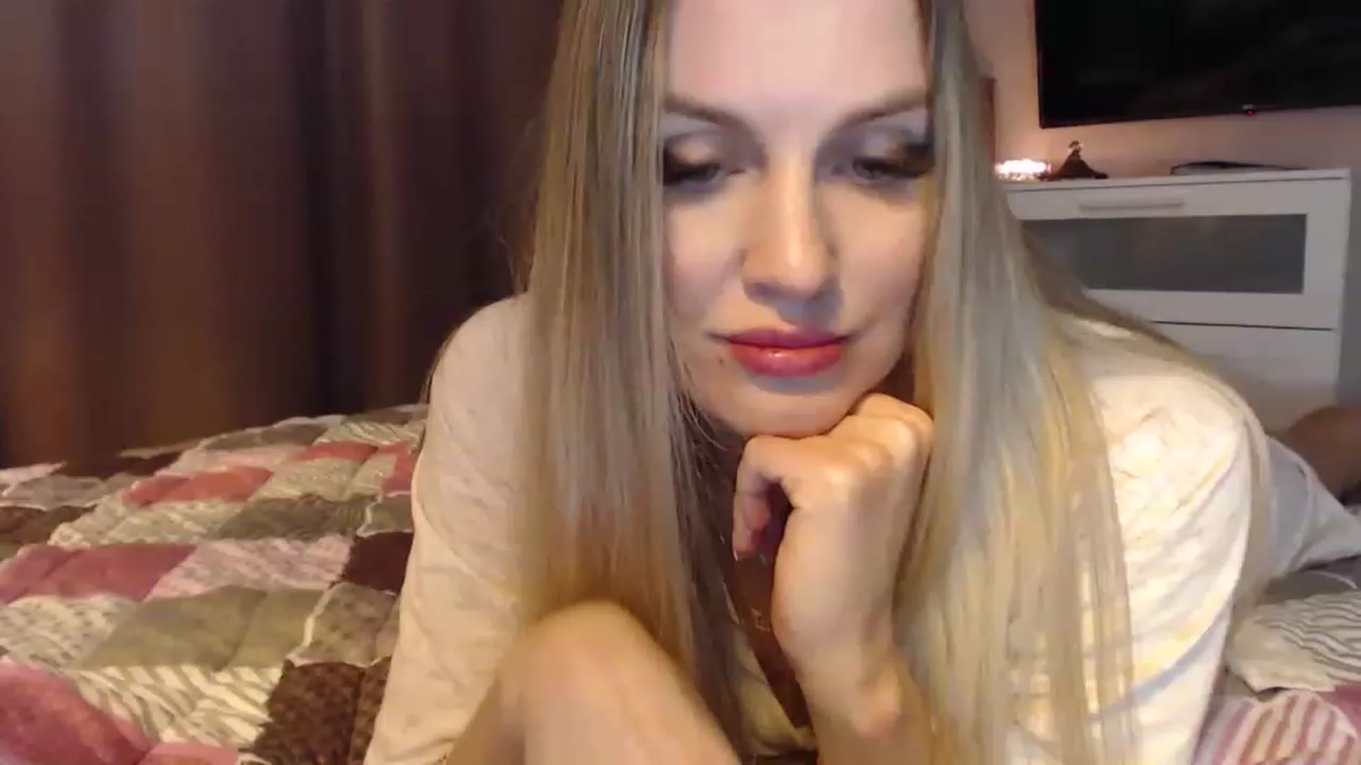Gallery image thumbnail from Spicy_Giraffe's myfreecams stream on, 03/09/2023, 20:14 image 4 of 20