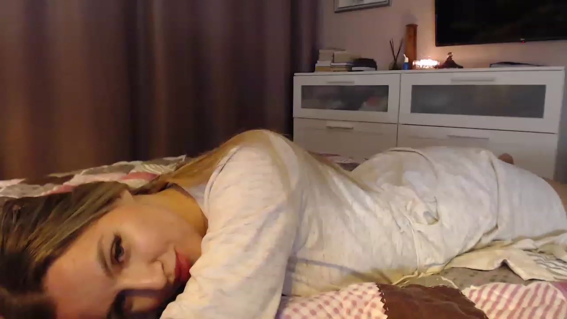 Gallery image thumbnail from Spicy_Giraffe's myfreecams stream on, 03/09/2023, 20:14 image 11 of 20