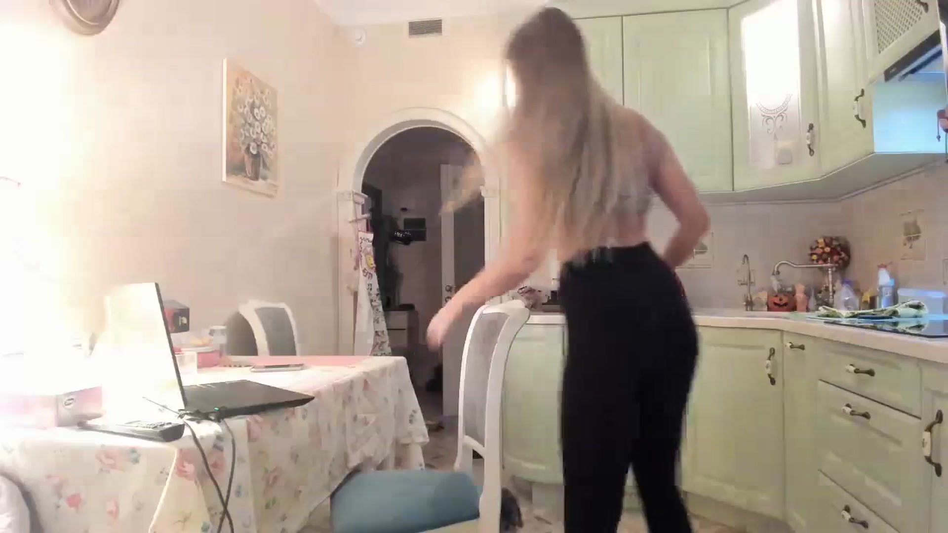 Gallery image thumbnail from Spicy_Giraffe's myfreecams stream on, 02/12/2024, 20:21 image 7 of 20