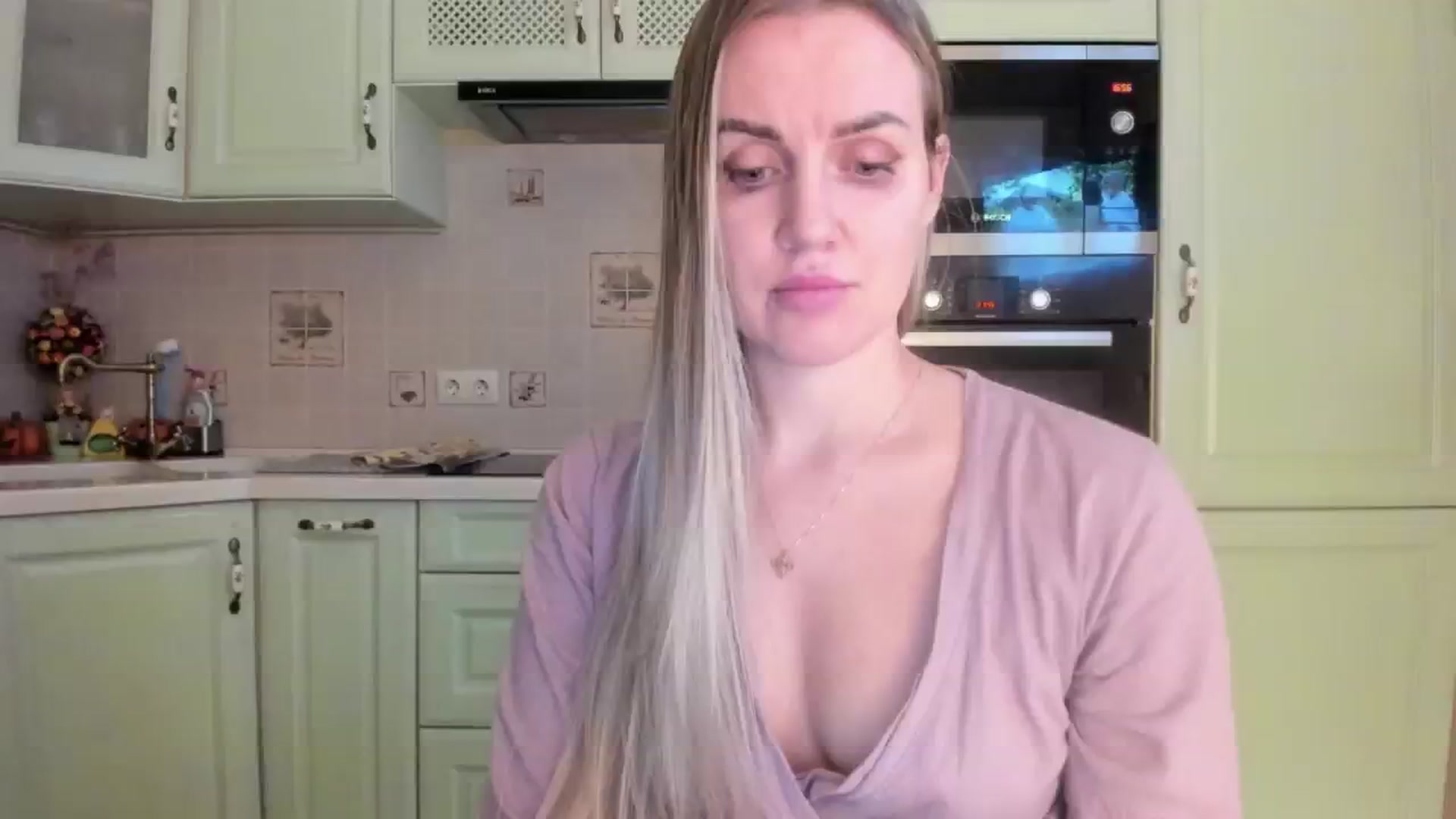 Gallery image thumbnail from Spicy_Giraffe's myfreecams stream on, 01/14/2025, 20:40 image 2 of 20