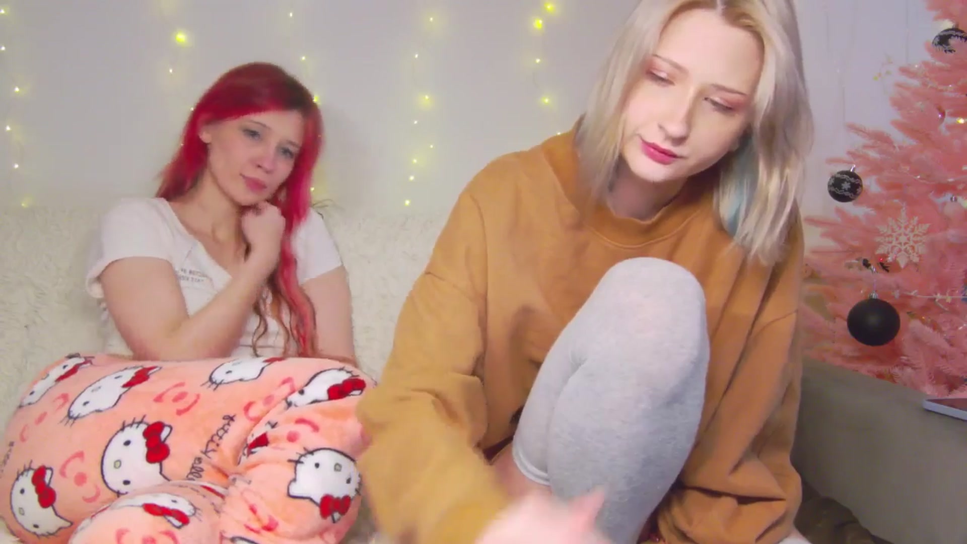 Gallery image thumbnail from Spicy_Love's myfreecams stream on, 12/28/2024, 21:14 image 13 of 20