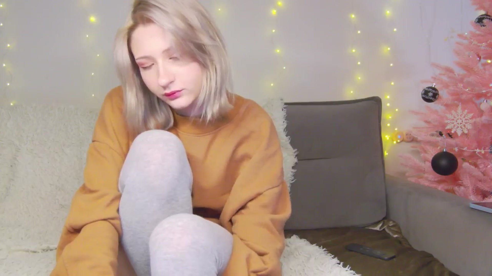 Gallery image thumbnail from Spicy_Love's myfreecams stream on, 12/28/2024, 21:14 image 10 of 20