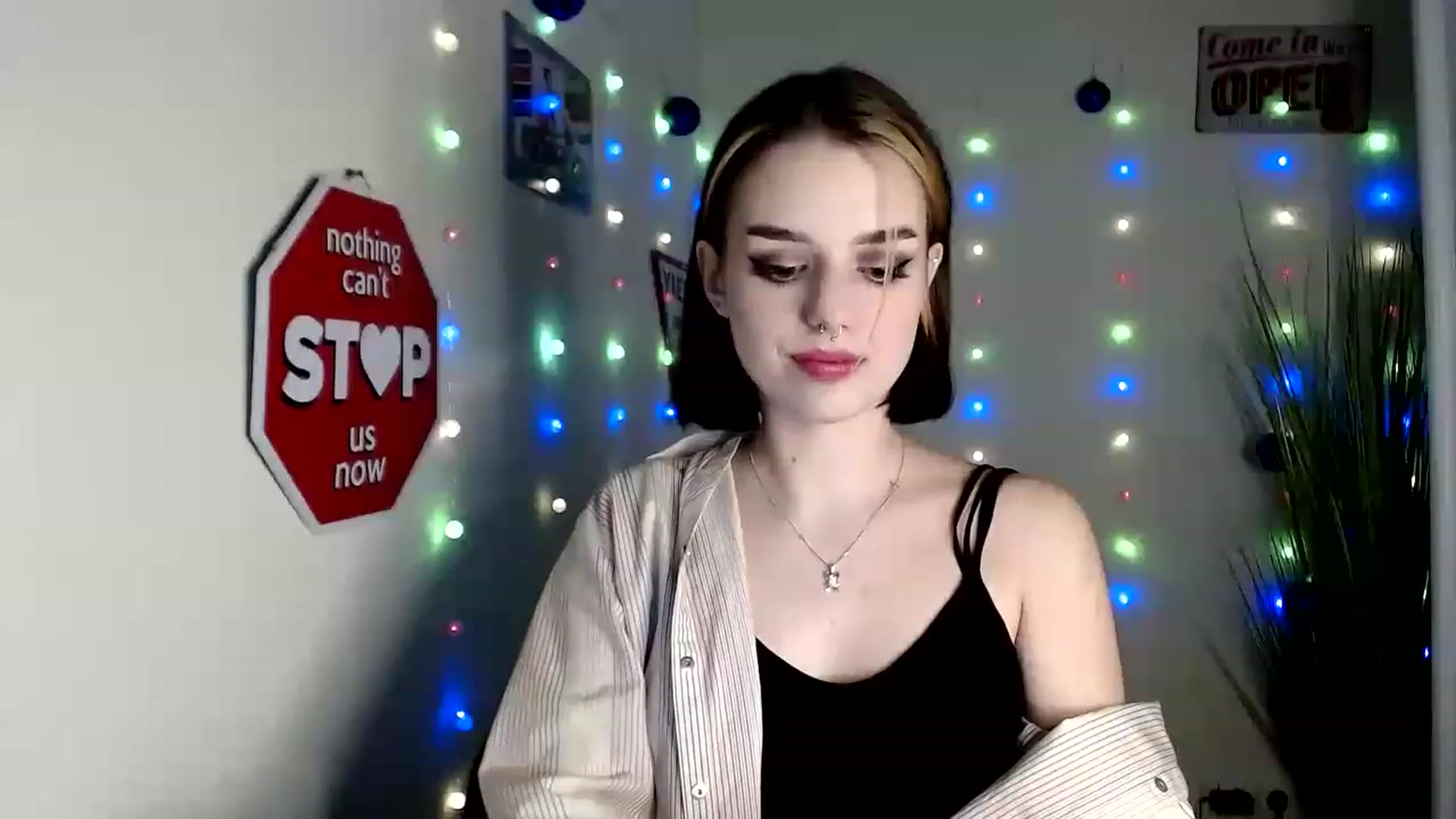 Gallery image thumbnail from Spicy_X's myfreecams stream on, 12/15/2022, 16:26 image 9 of 20