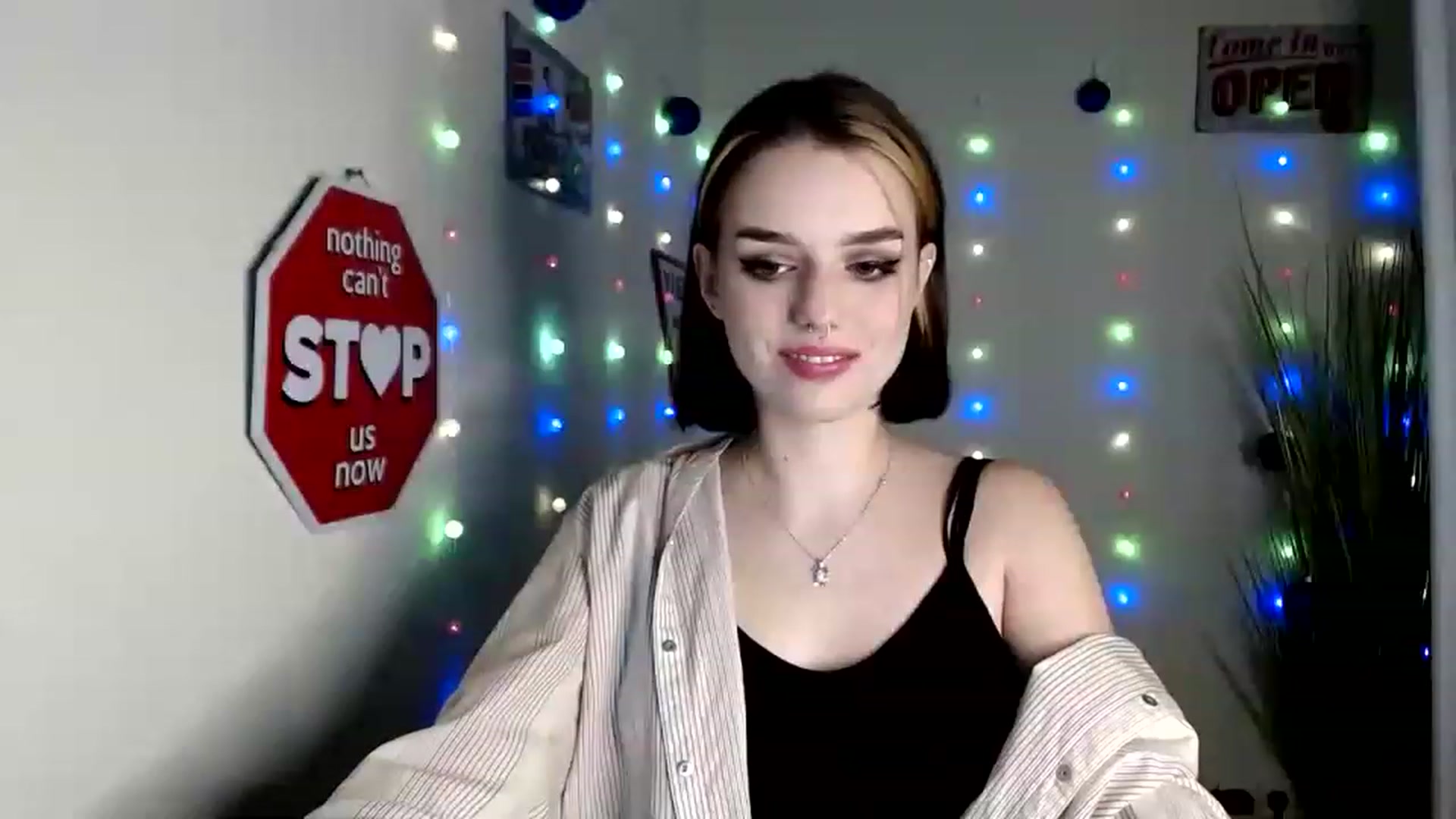 Gallery image thumbnail from Spicy_X's myfreecams stream on, 12/15/2022, 16:26 image 12 of 20